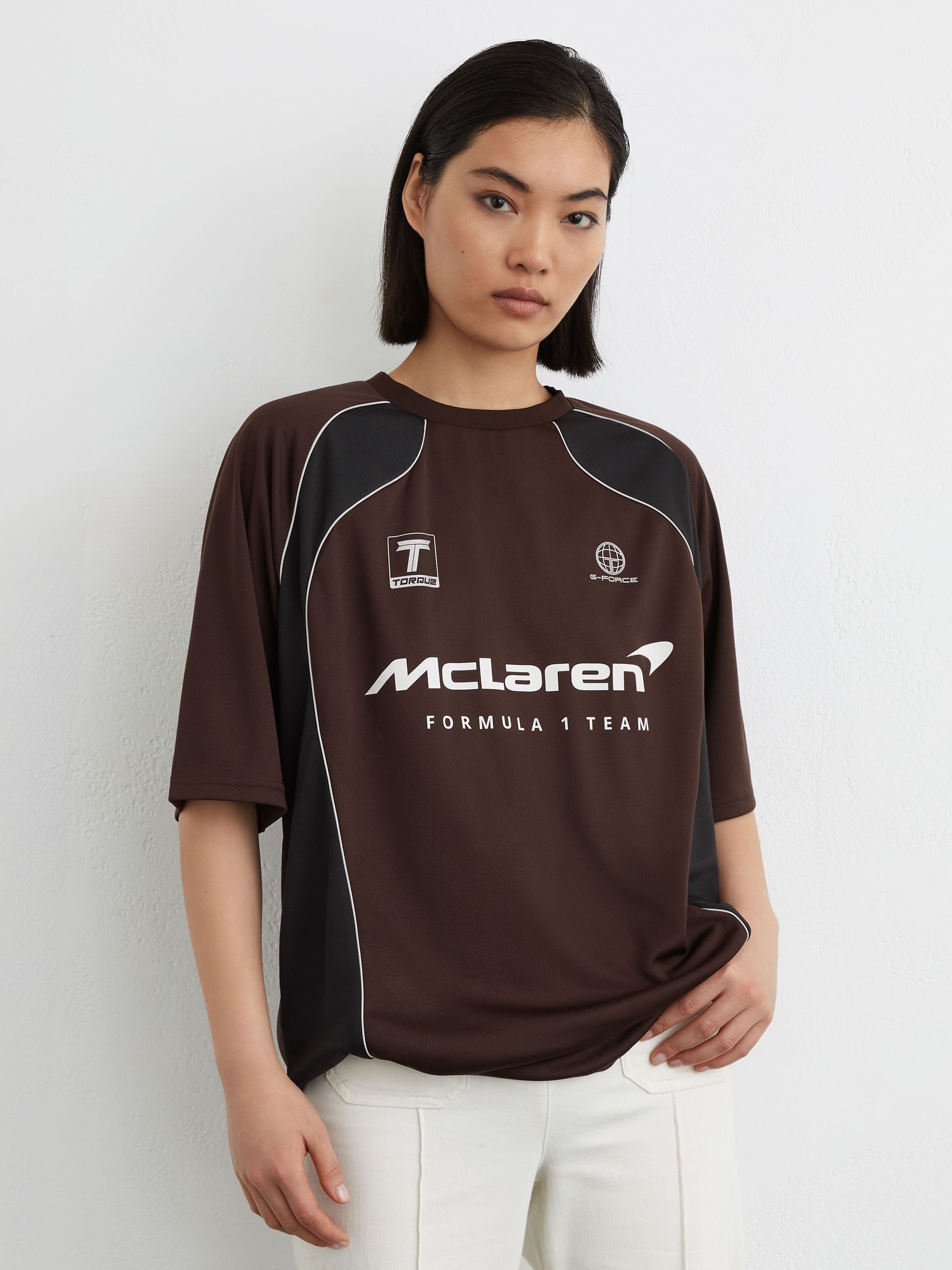 McLaren Racing Relaxed Contrast Driver T-Shirt Unisex-Fit in Chocolate Brown - Image 5 of 10