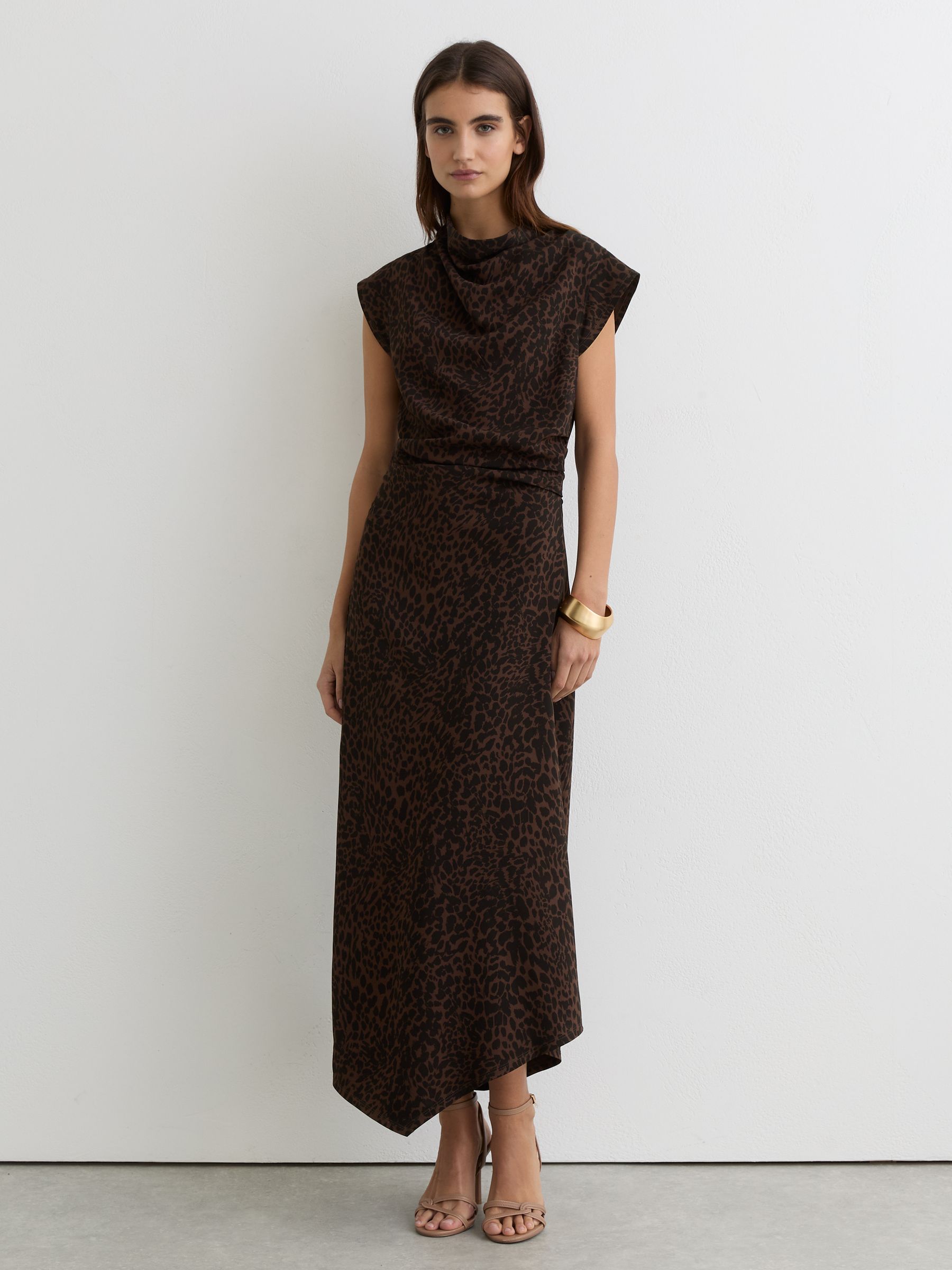 Dresses in Black/Brown - Image 4 of 7