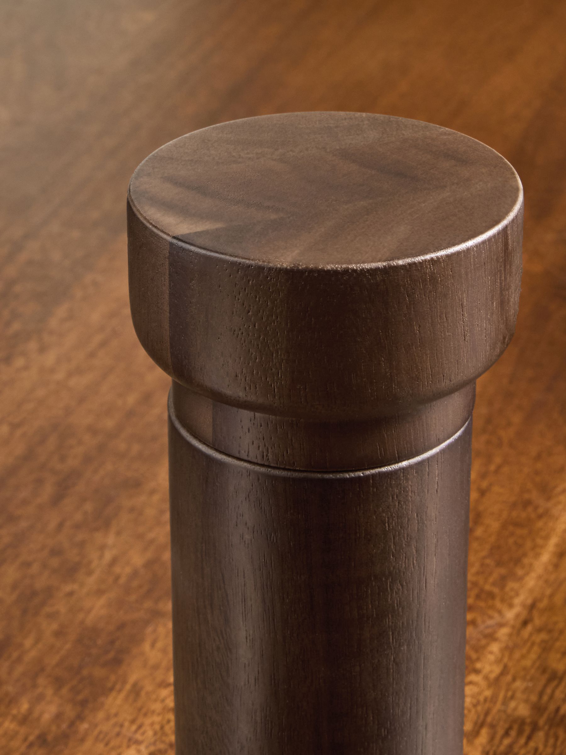 Adao Salt & Pepper Grinders in Brown - Image 3 of 4