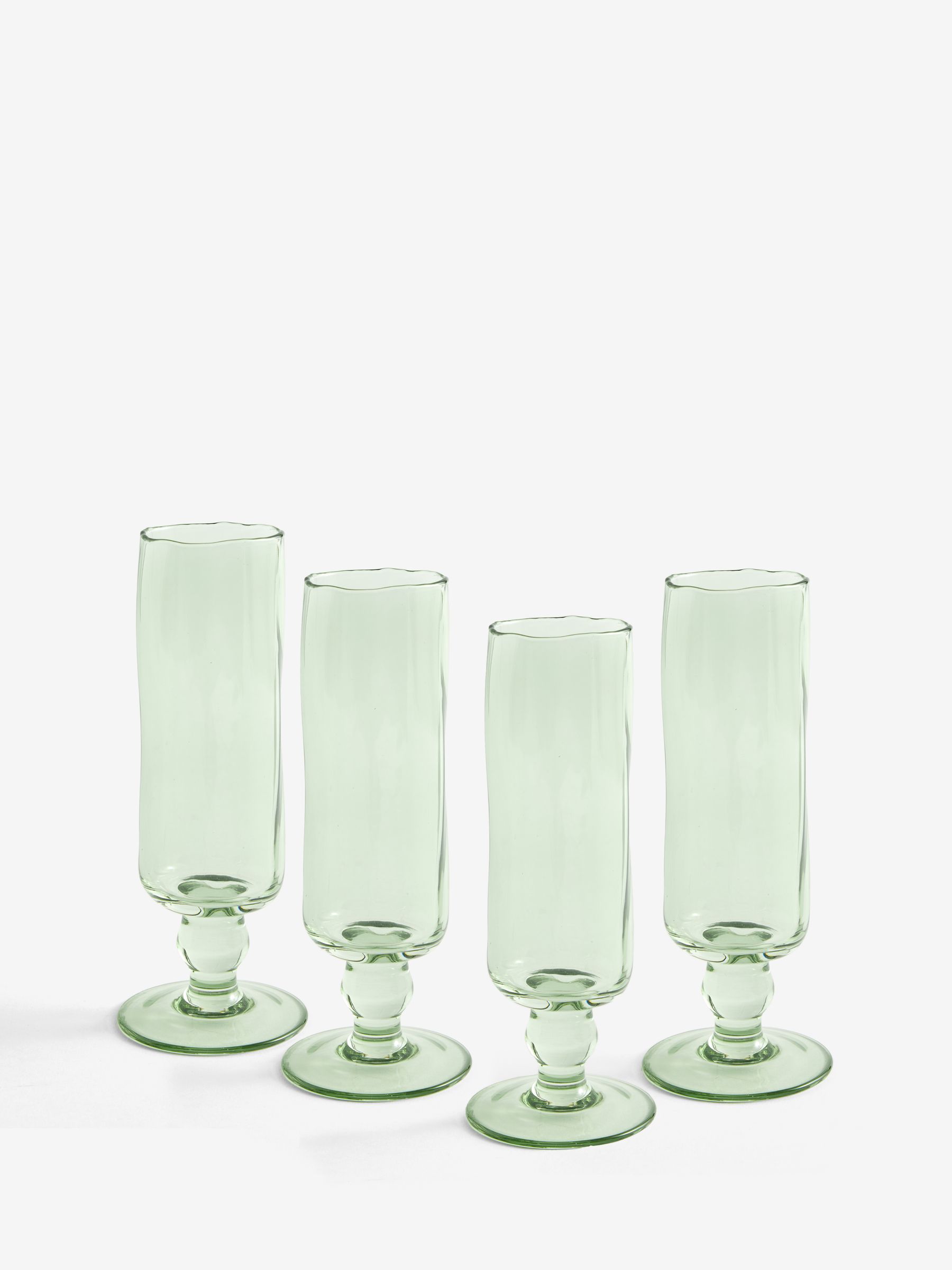 4 Pack Solid Colour Spray in Green - Image 3 of 3 4 Pack Solid Colour Spray in Green - Image 3 of 3