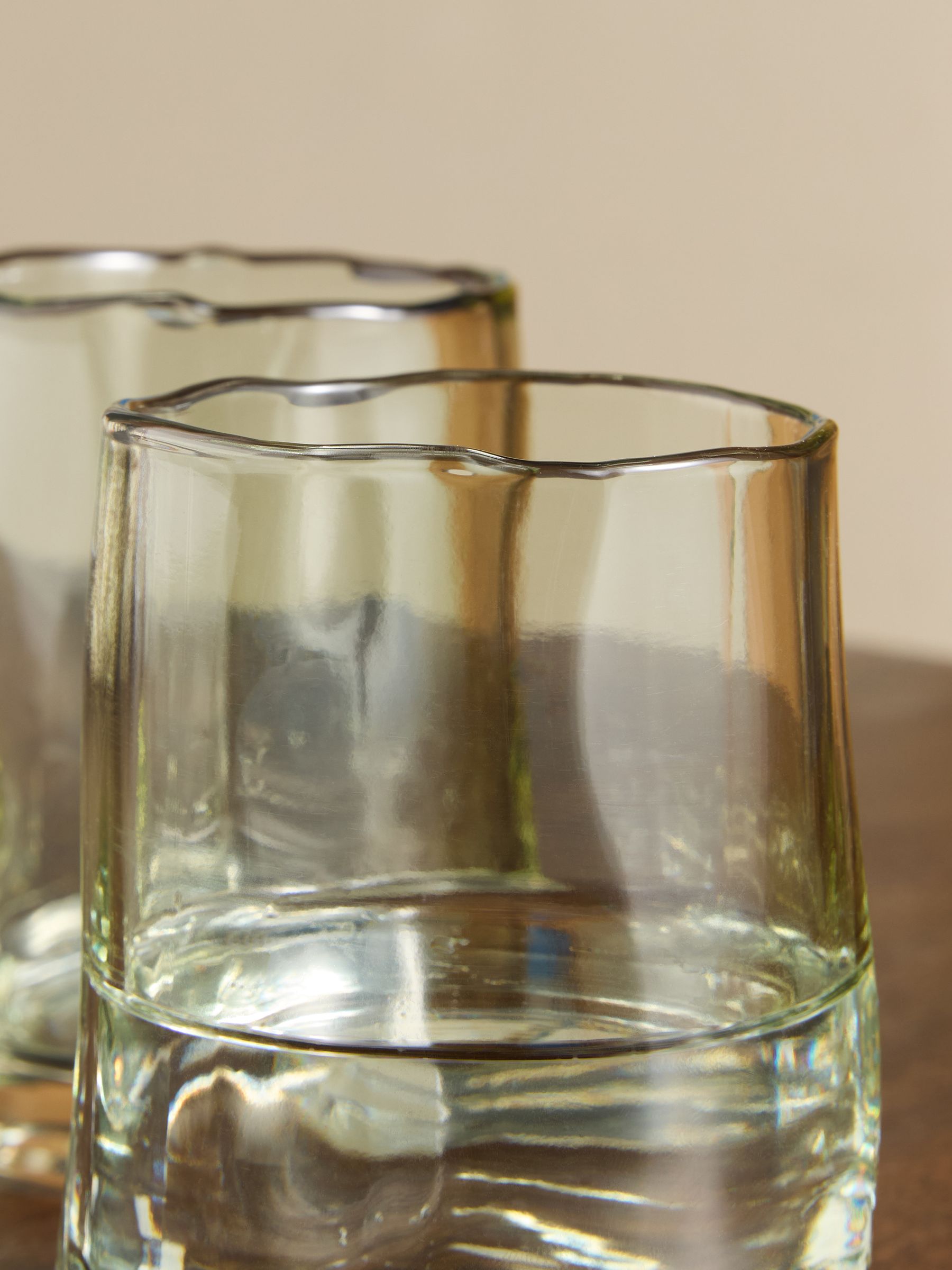 4 Pack Tumbler Solid Colour Spray in Green - Image 2 of 3