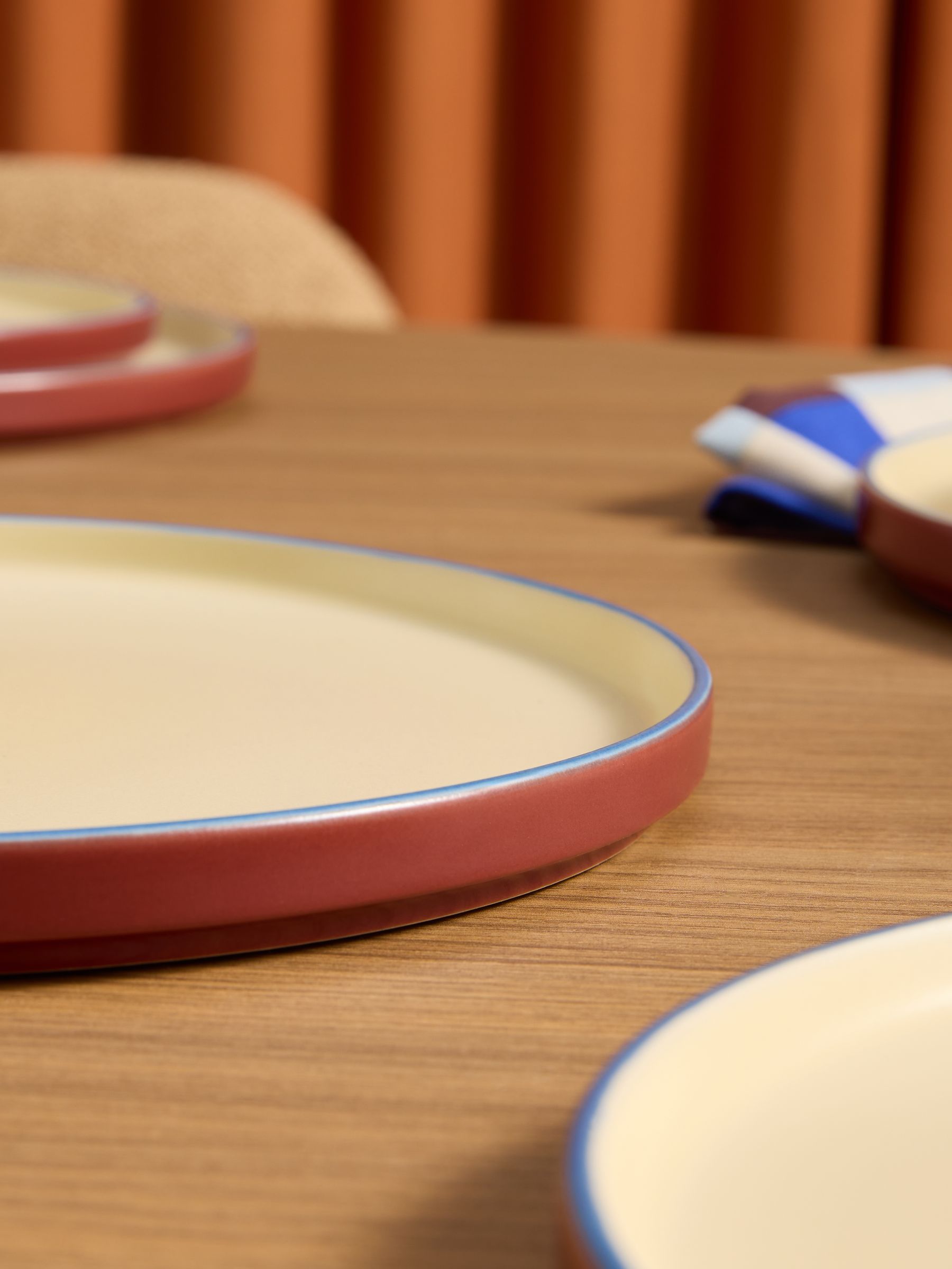 Set of 4 Allesio Dinner Plates in Brown - Image 2 of 3