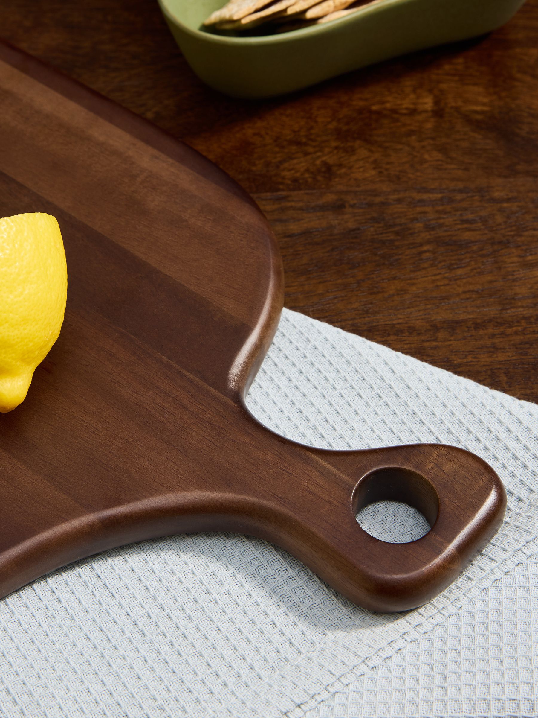 Duarto Chopping Board in Brown - Image 2 of 3