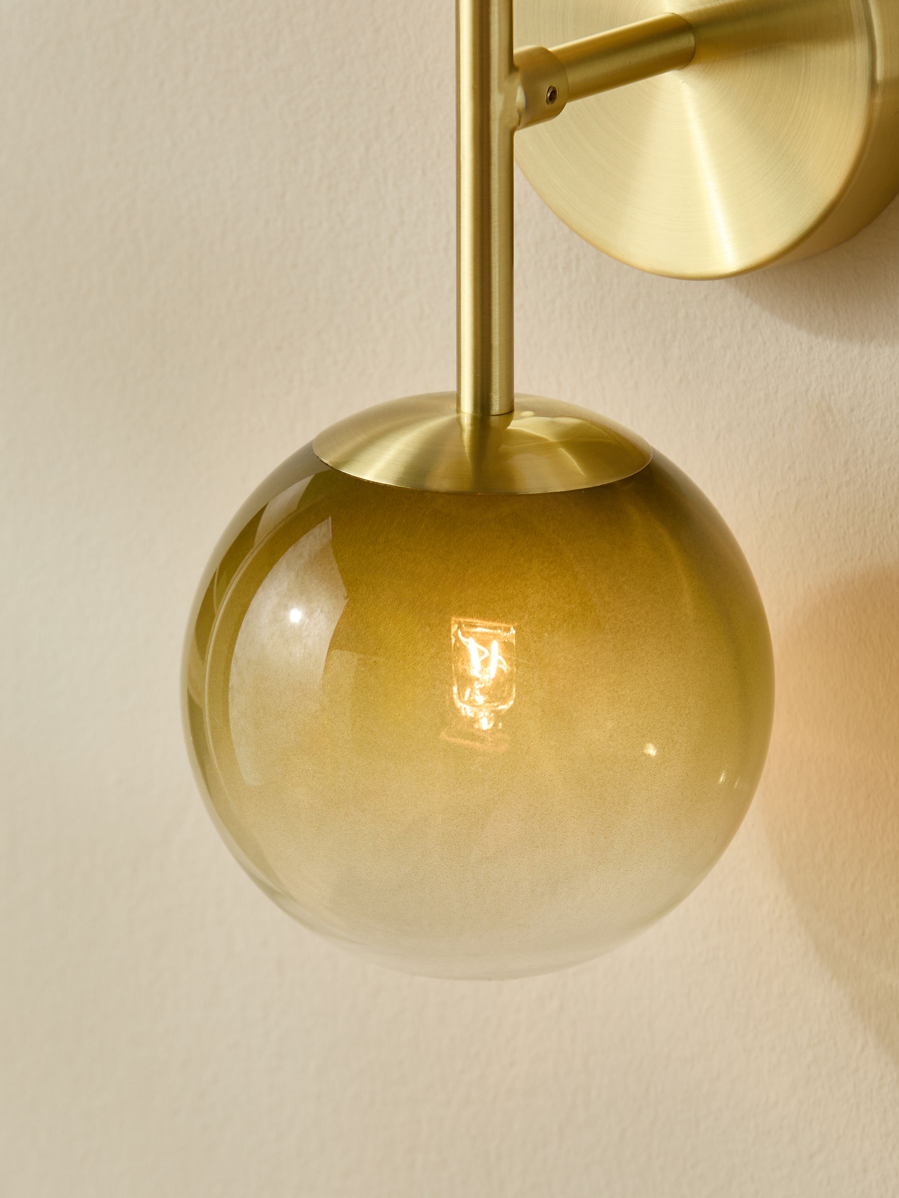 Globe 2 Light Wall Light in Green Ombre/ Brass - Image 3 of 6
