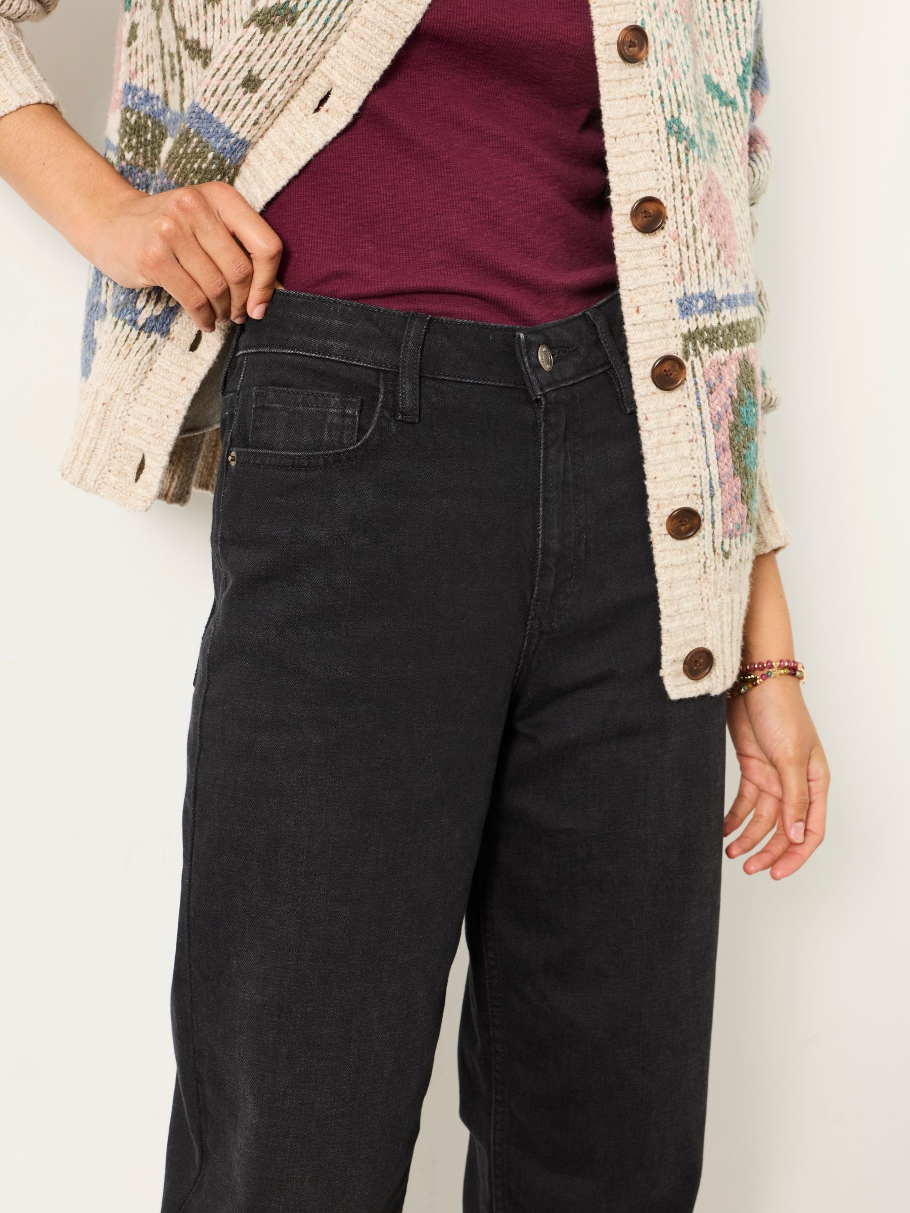 Marlow Black Taper Leg Jeans - Image 3 of 6