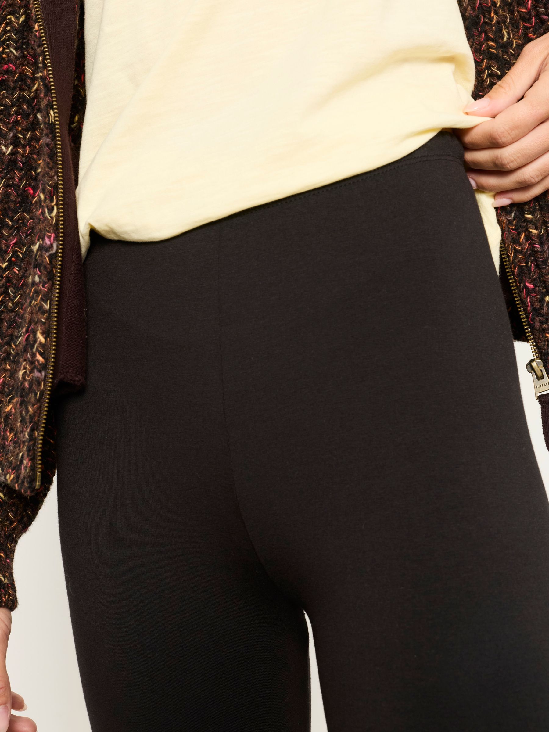 Meribel Plain Plain Black Leggings - Image 3 of 3