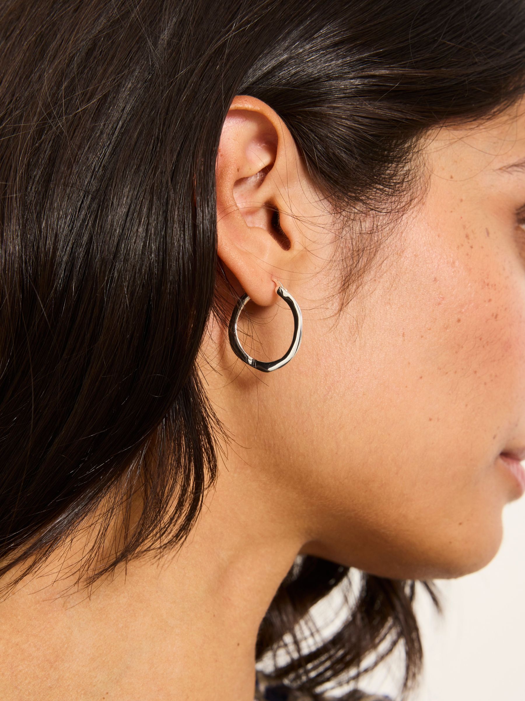 Silver Tone Hammered Hoop Earrings - Image 5 of 5