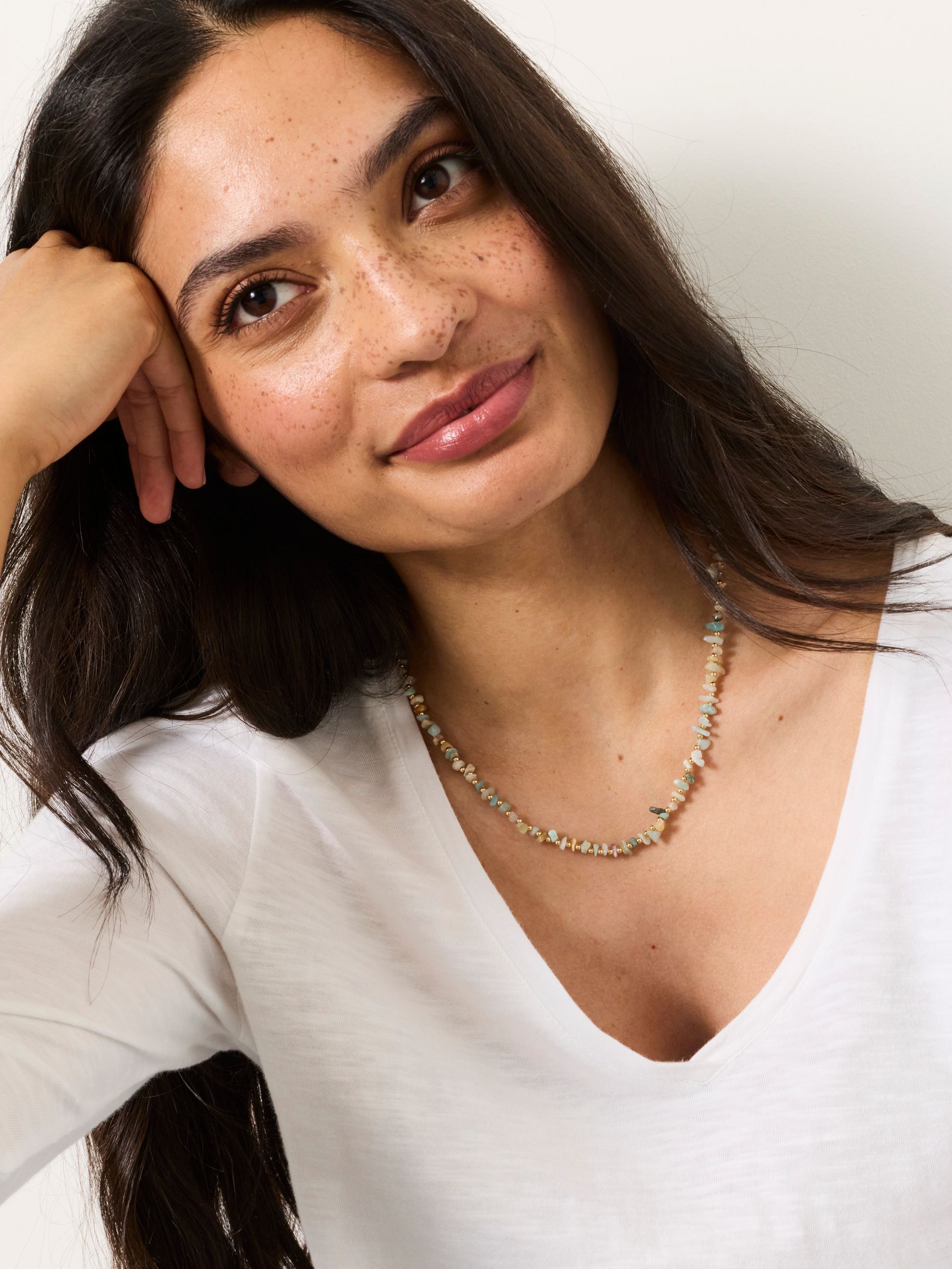 Stone Chip Necklace in Green - Image 3 of 4