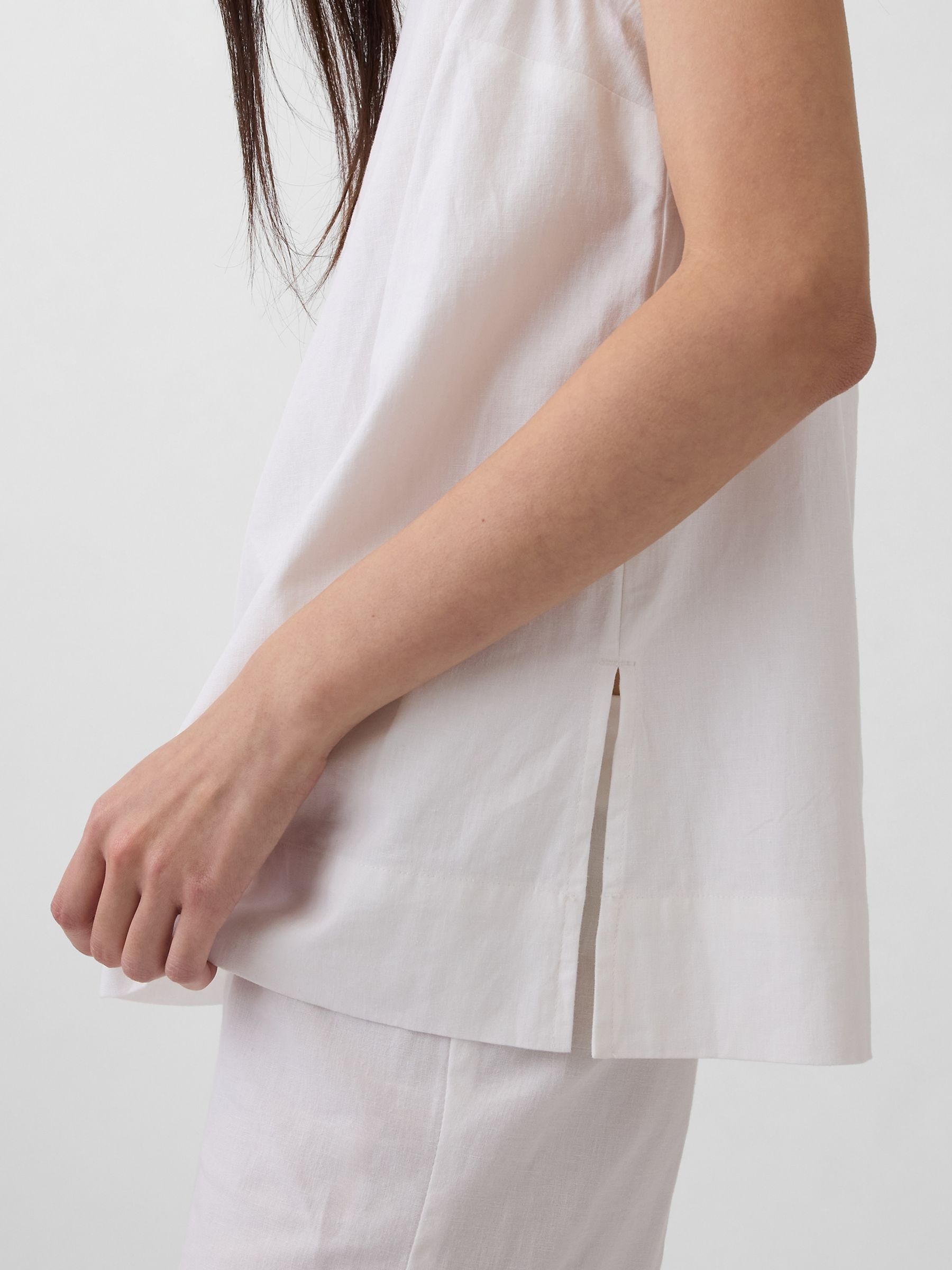 White Linen Blend Shell Vest - Image 3 of 5