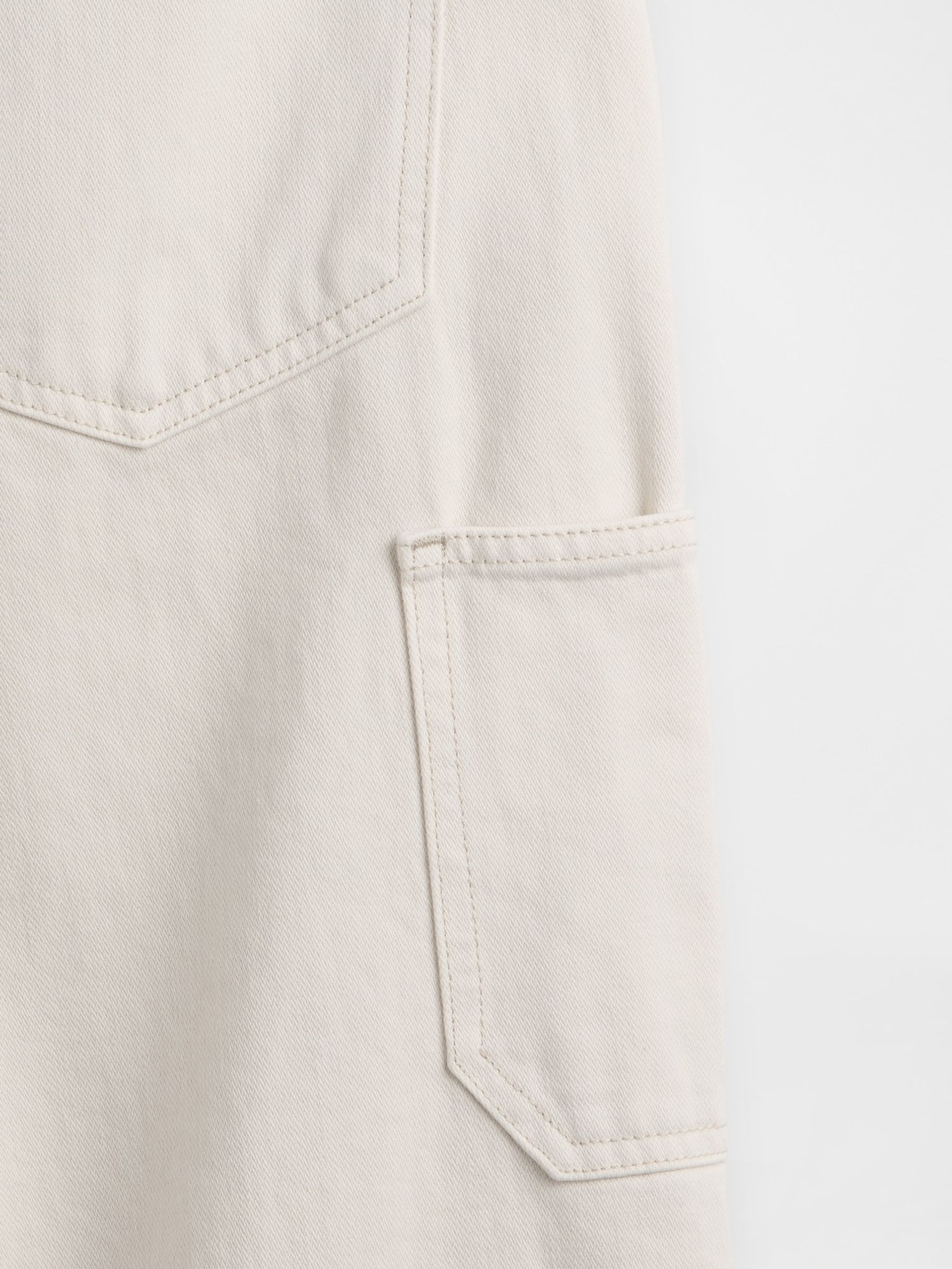 Cream 90s Loose Jeans - Image 6 of 6