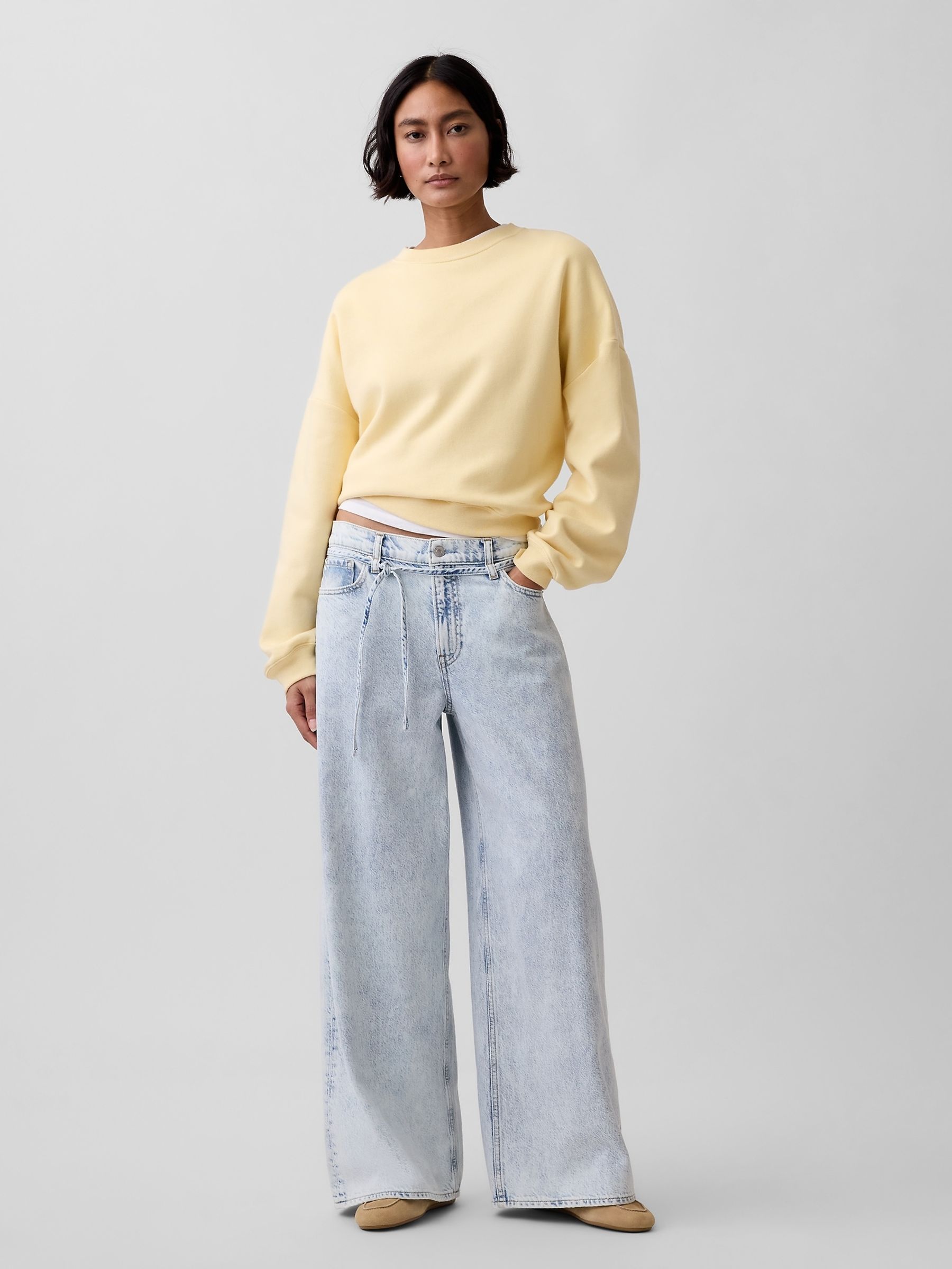 Light Wash Mid Rise UltraSoft Baggy Micro Belt Jeans - Image 4 of 4