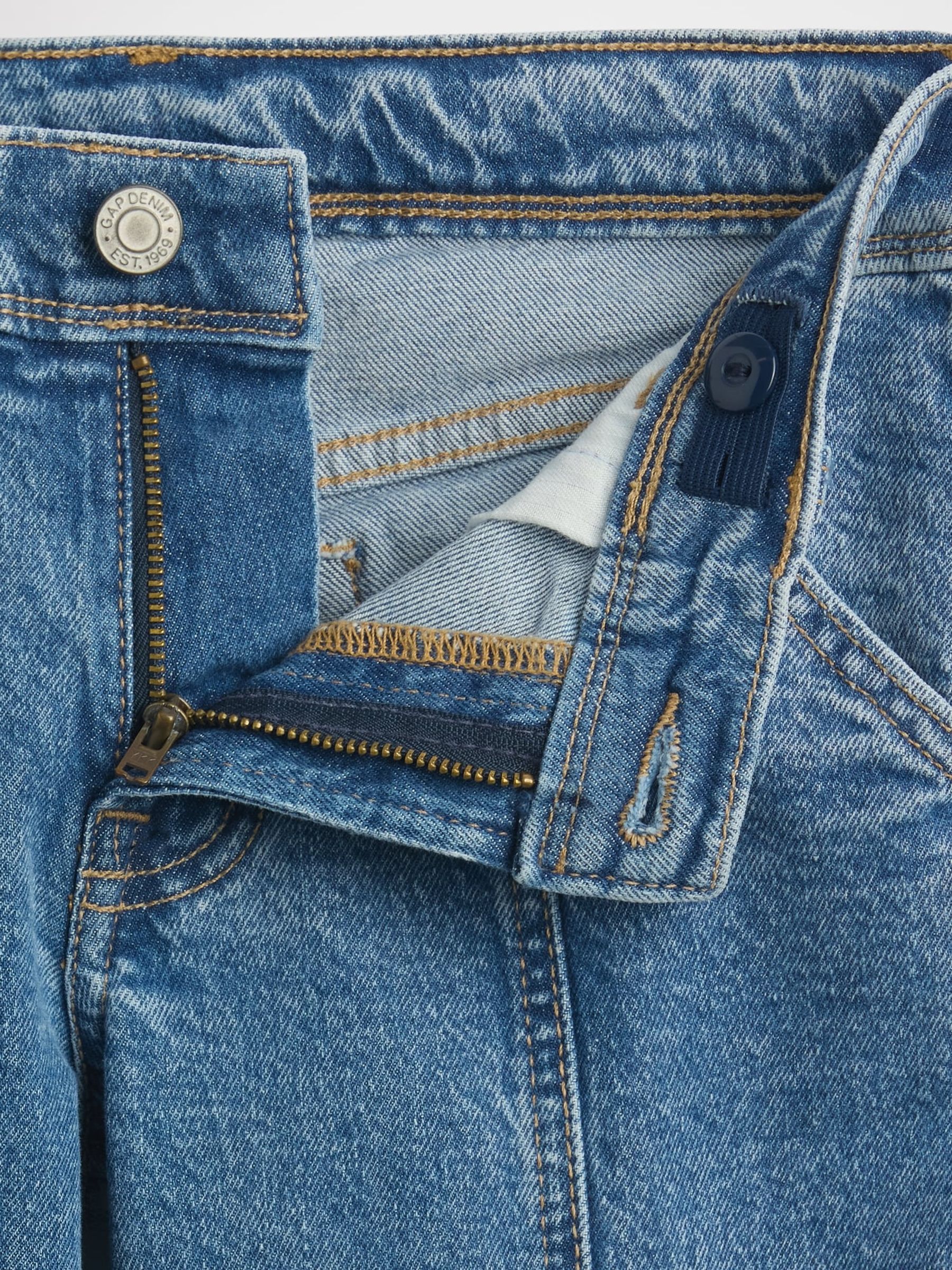 Medium wash Low Rise Seamed Relaxed Flare Jeans - Image 5 of 5