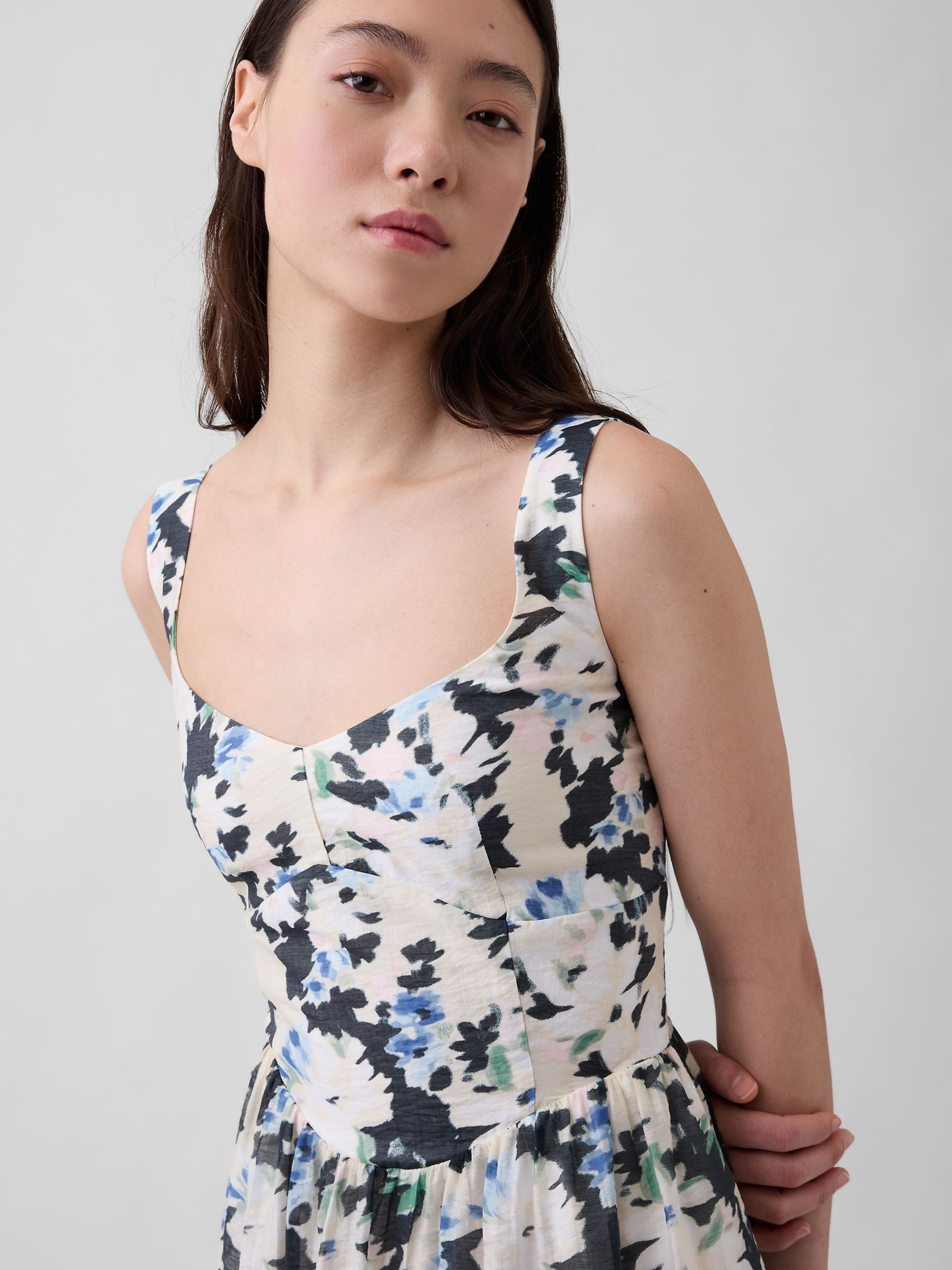 Black Floral Seamed Drop-Waist Maxi Dress - Image 4 of 4