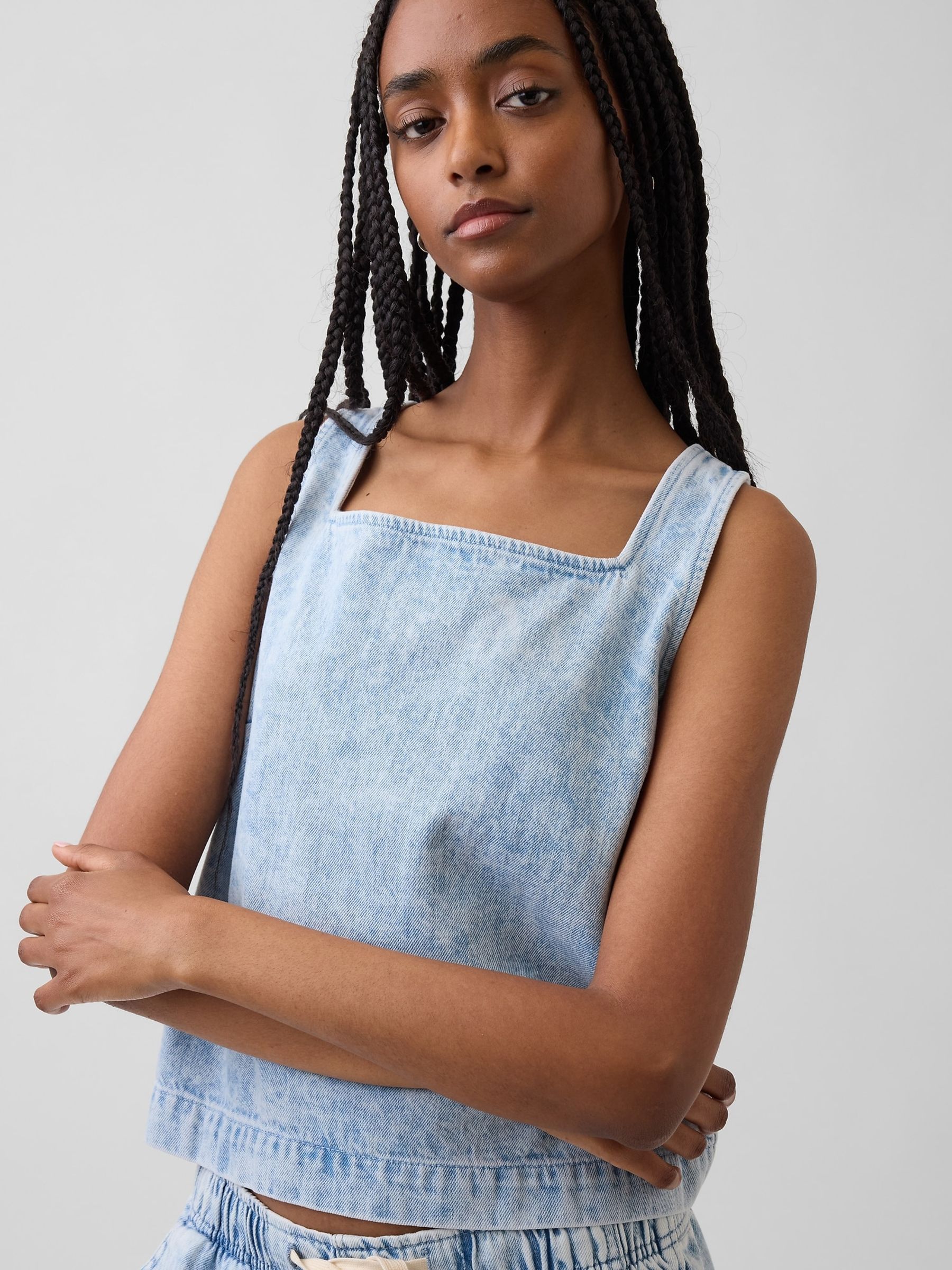 Light Wash Denim Crop Shell Vest - Image 4 of 4