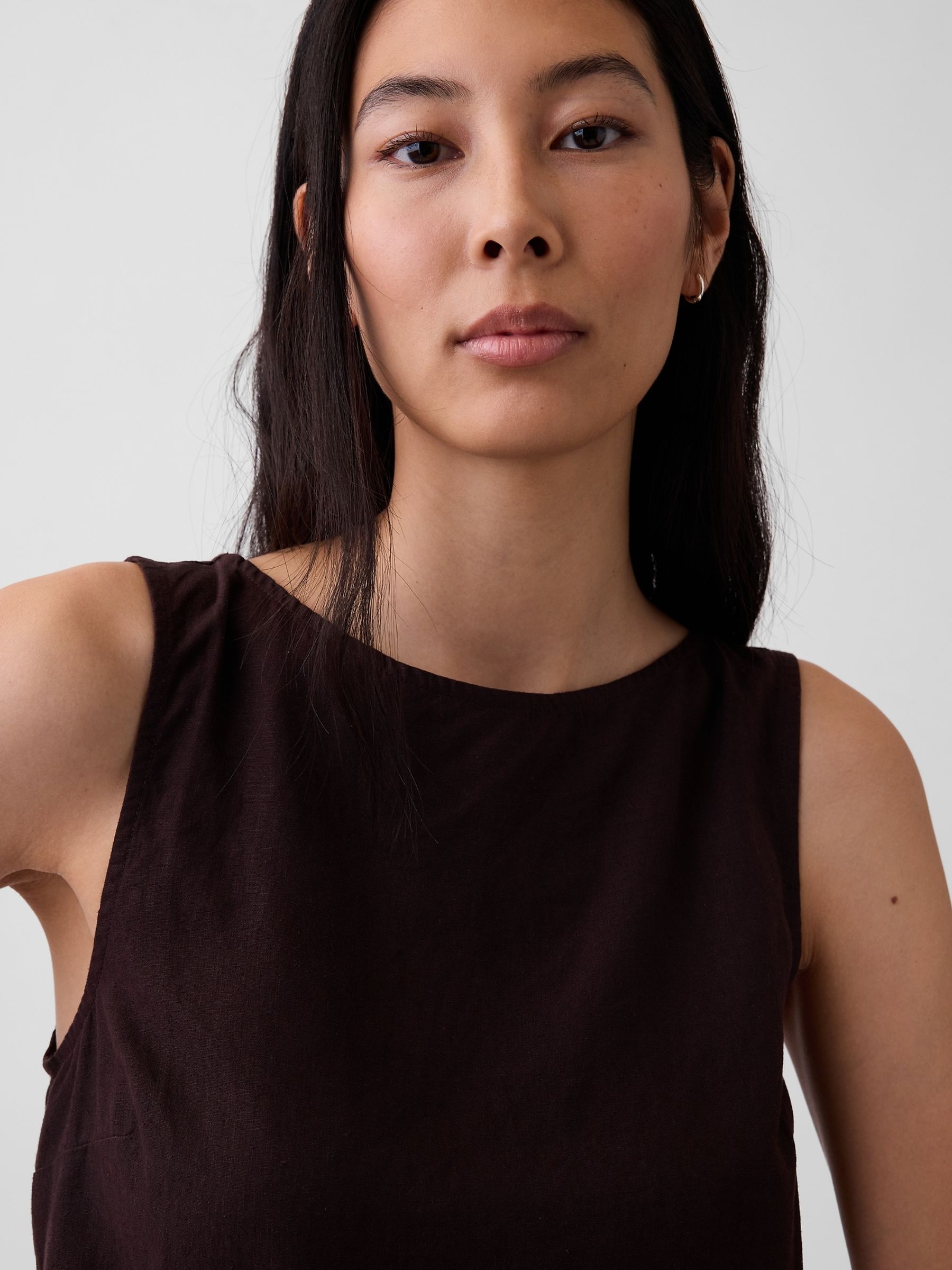 Brown Linen-Blend Crop Shell Vest - Image 4 of 4
