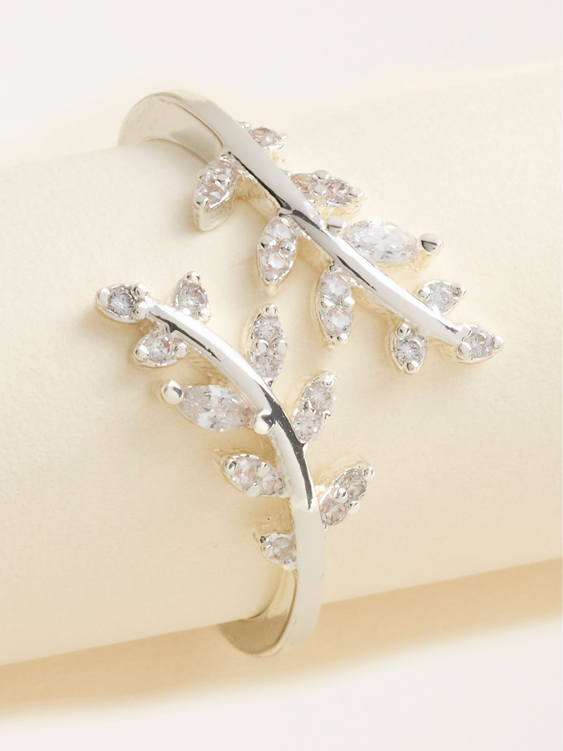 Leaf Adjustable Ring in Silver Tone - Image 3 of 3