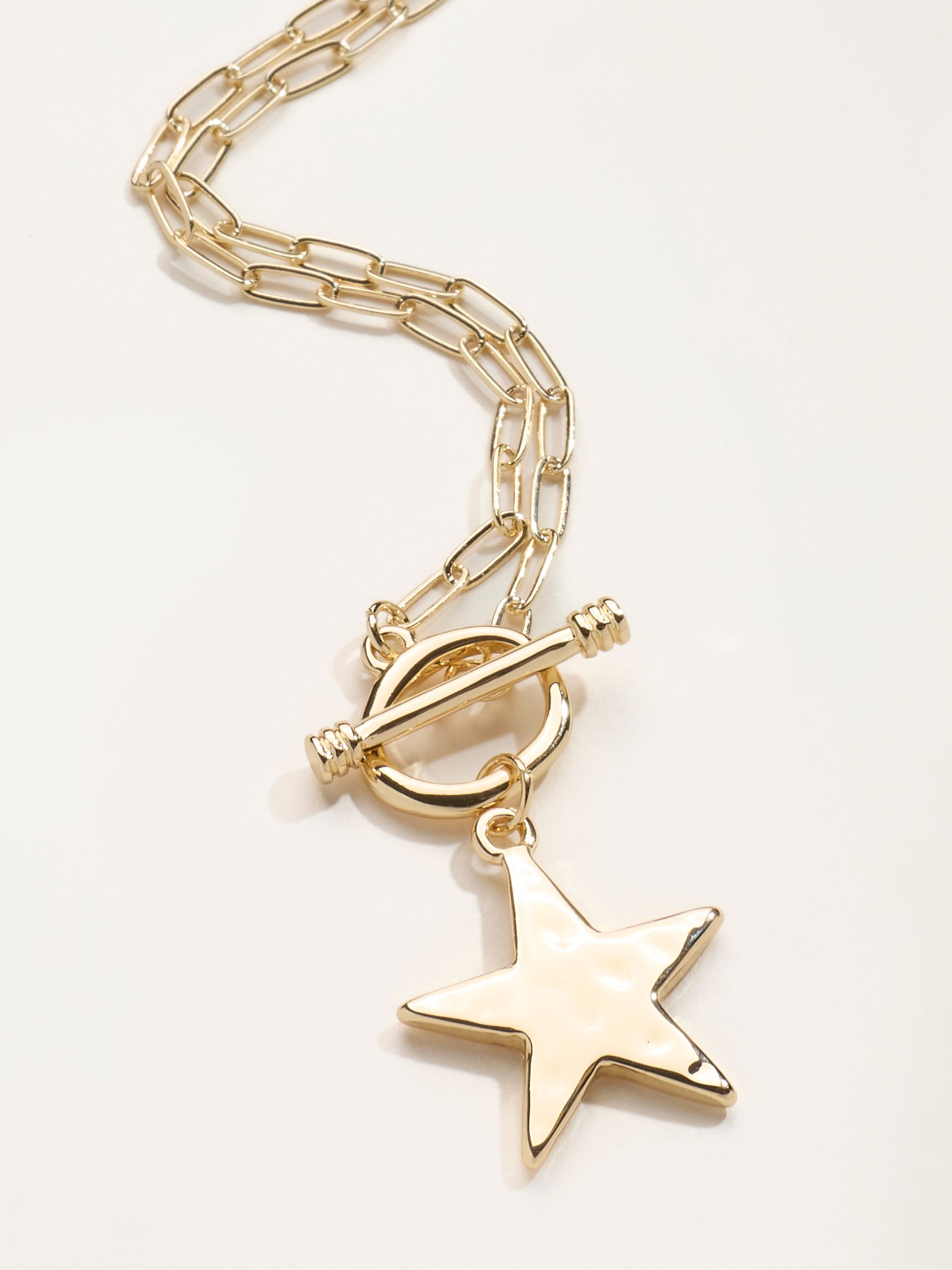 Gold Tone Star Necklace - Image 3 of 3