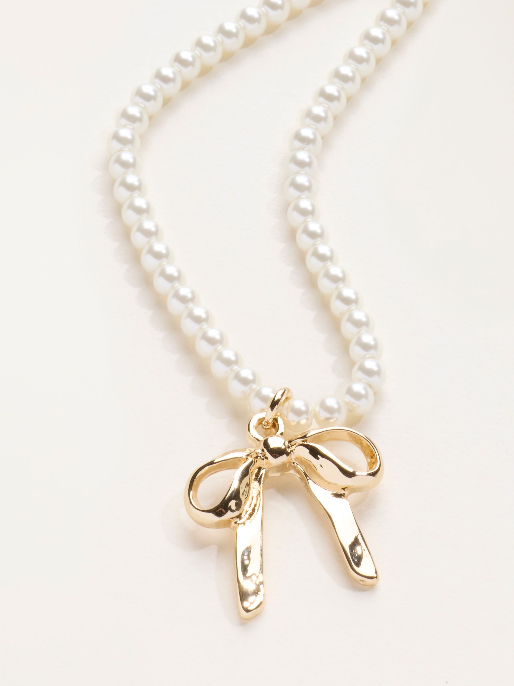 Gold Tone Bow Necklace - Image 2 of 3
