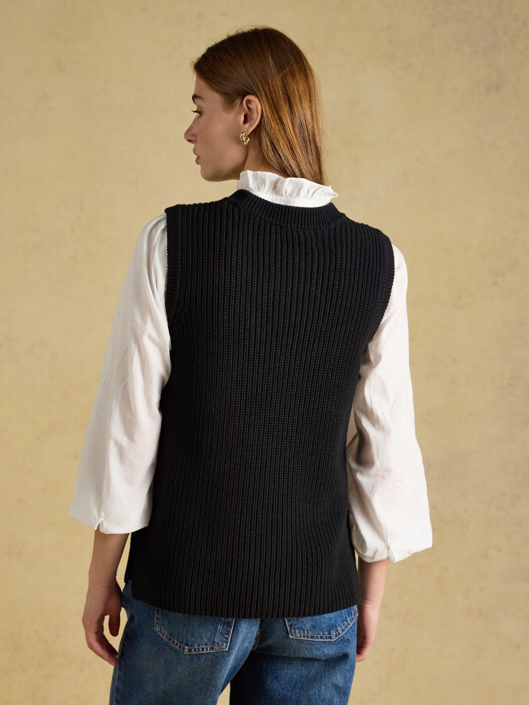 Black Crew Neck Ribbed Knitted Vest - Image 2 of 7