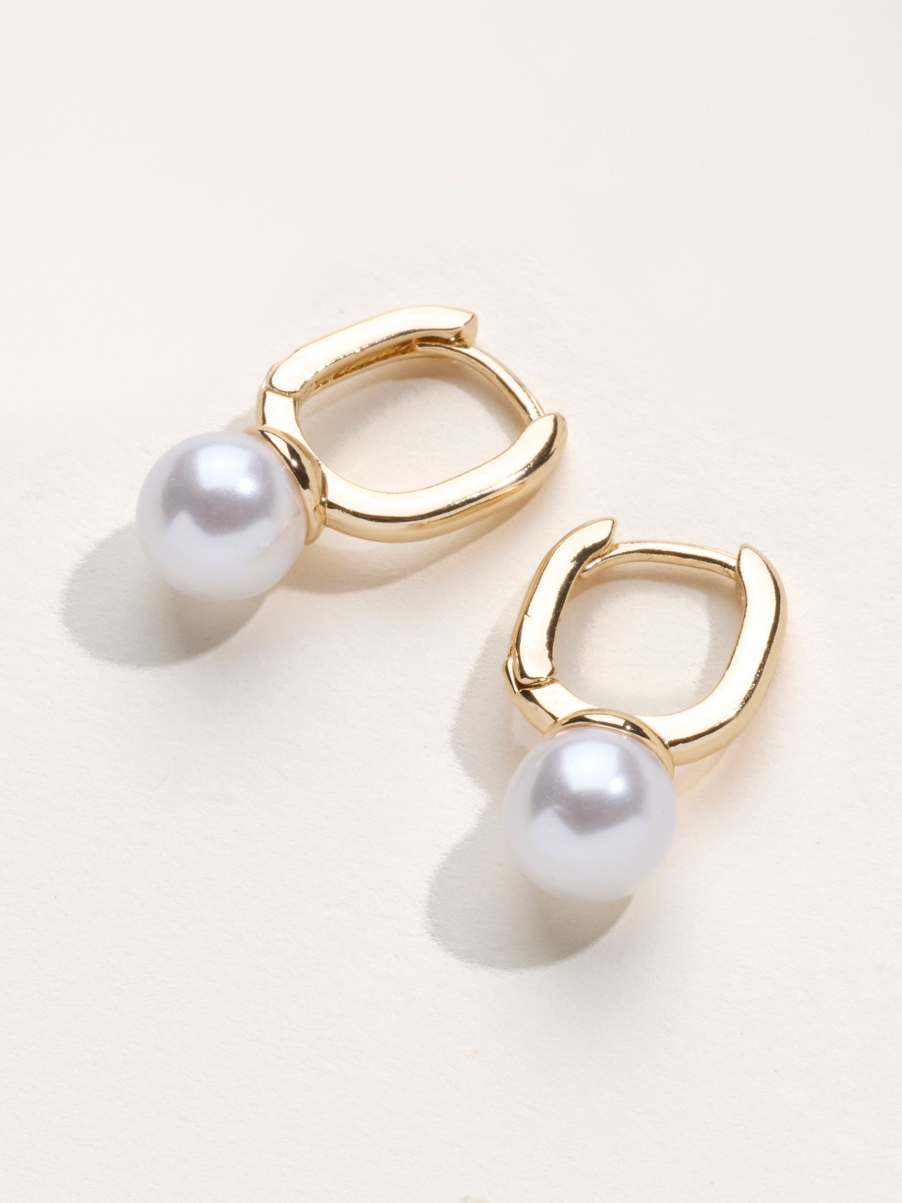 Gold Tone Faux Pearl Hoop Earrings - Image 2 of 5 Gold Tone Faux Pearl Hoop Earrings - Image 2 of 5
