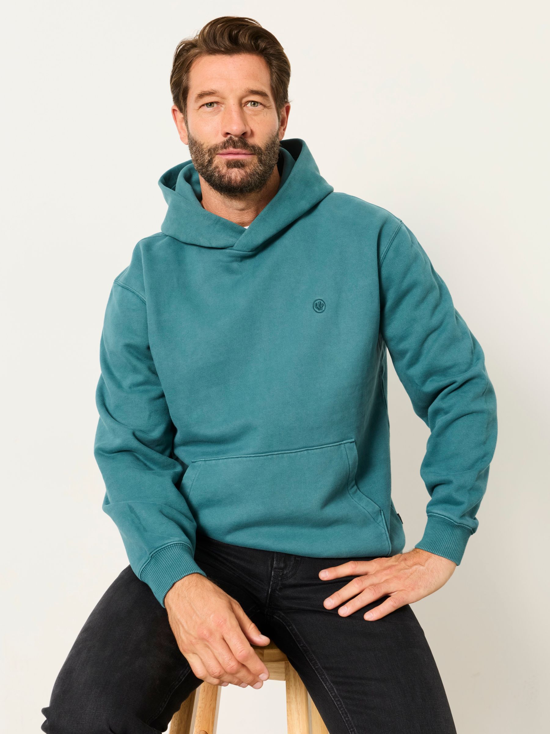 Sweatshirts & Hoodies