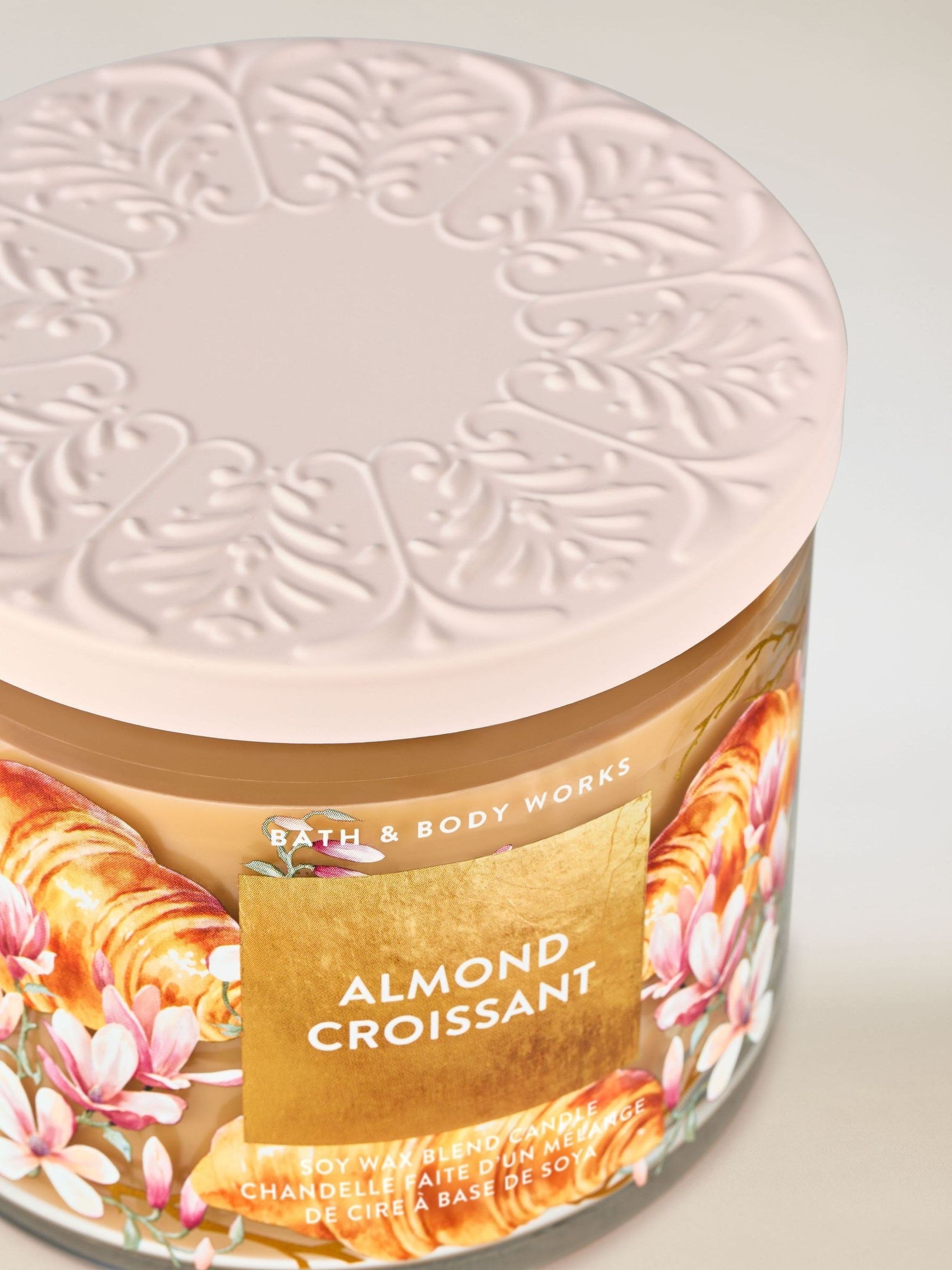 Almond Croissant Candle 411g 3 Wick - Image 2 of 4