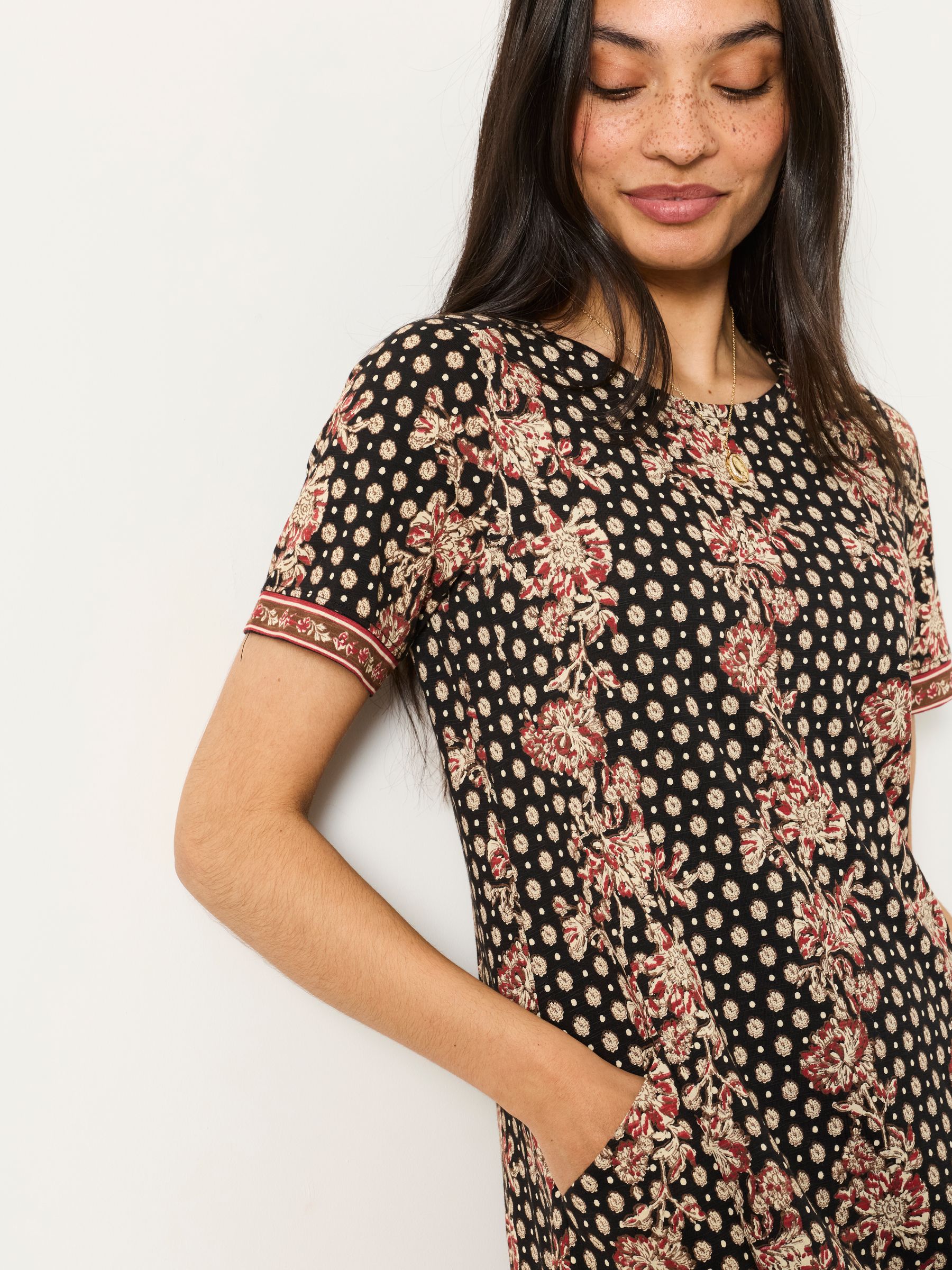 Simone Black Petite Floral Jersey Dress - Image 3 of 7