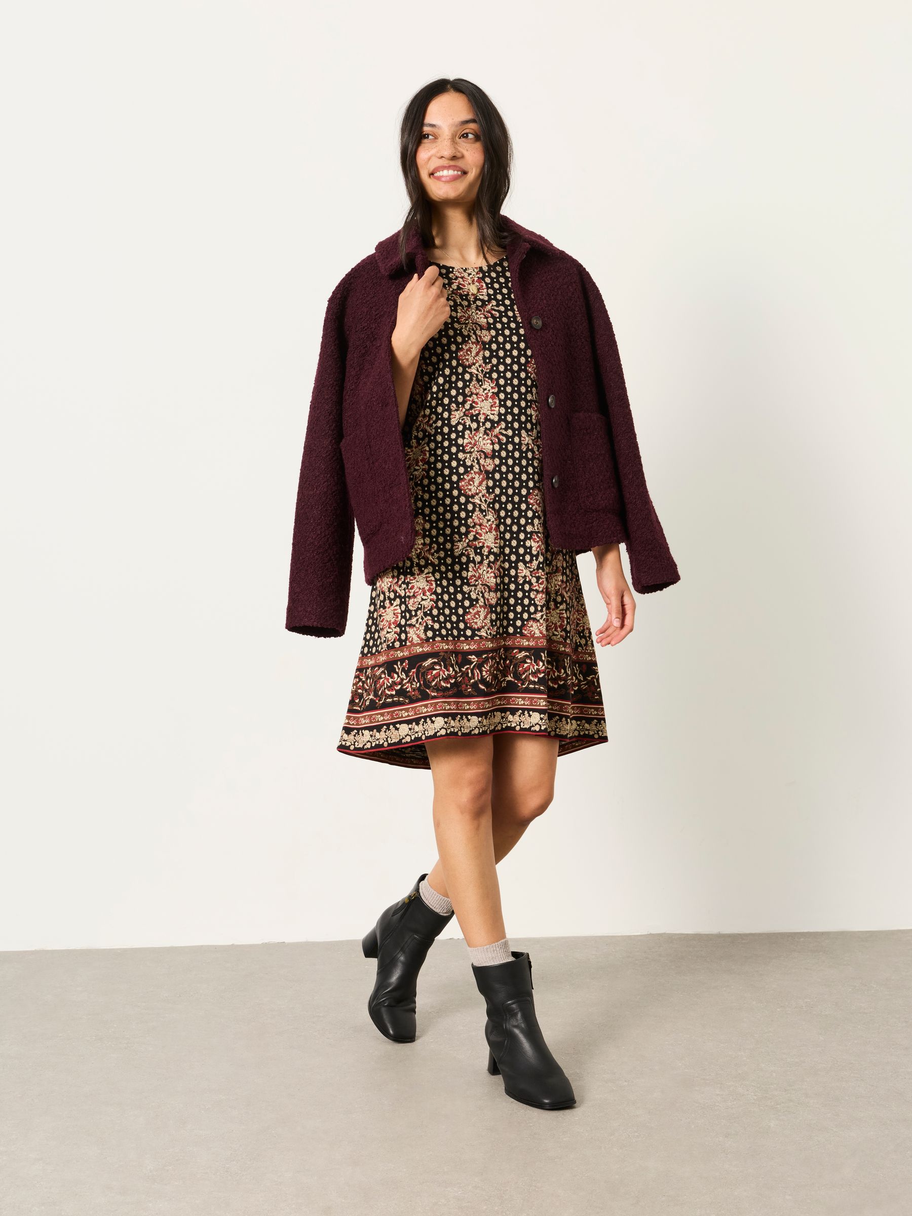 Simone Black Petite Floral Jersey Dress - Image 4 of 7