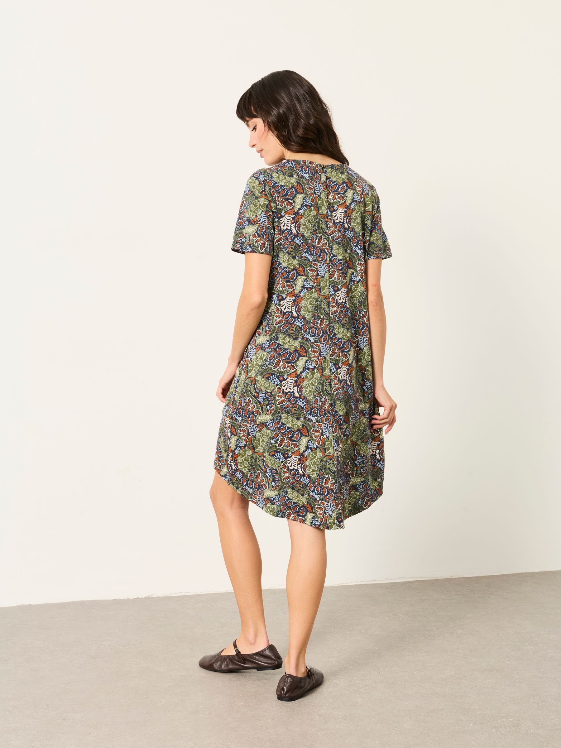 Simone Navy Decorative Floral Petite Floral Jersey Dress - Image 2 of 6 Simone Navy Decorative Floral Petite Floral Jersey Dress - Image 2 of 6