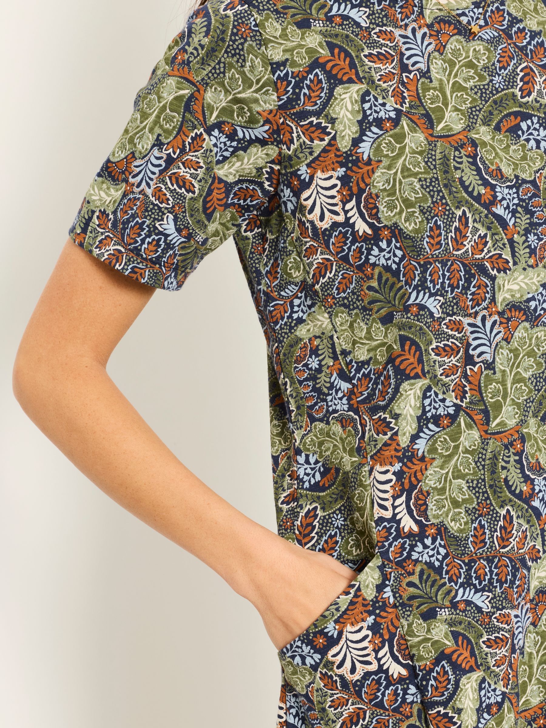 Simone Navy Decorative Floral Petite Floral Jersey Dress - Image 5 of 6