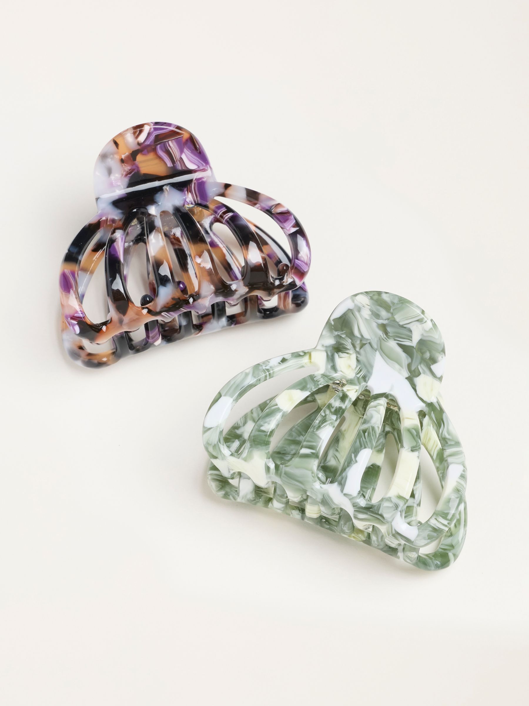 Multi 2 Pack Cut Out Claw Clip - Image 1 of 2
