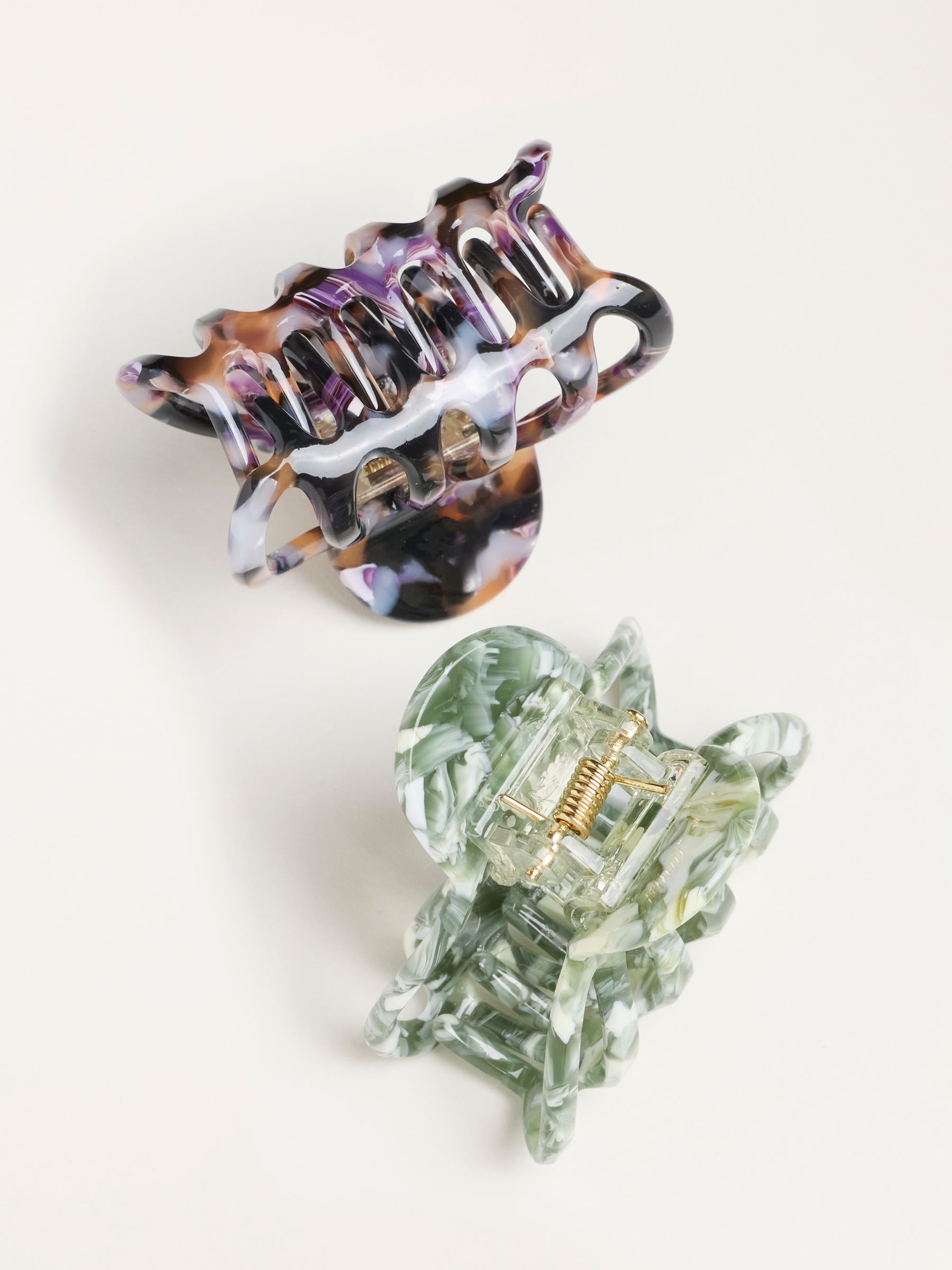 Multi 2 Pack Cut Out Claw Clip - Image 2 of 2