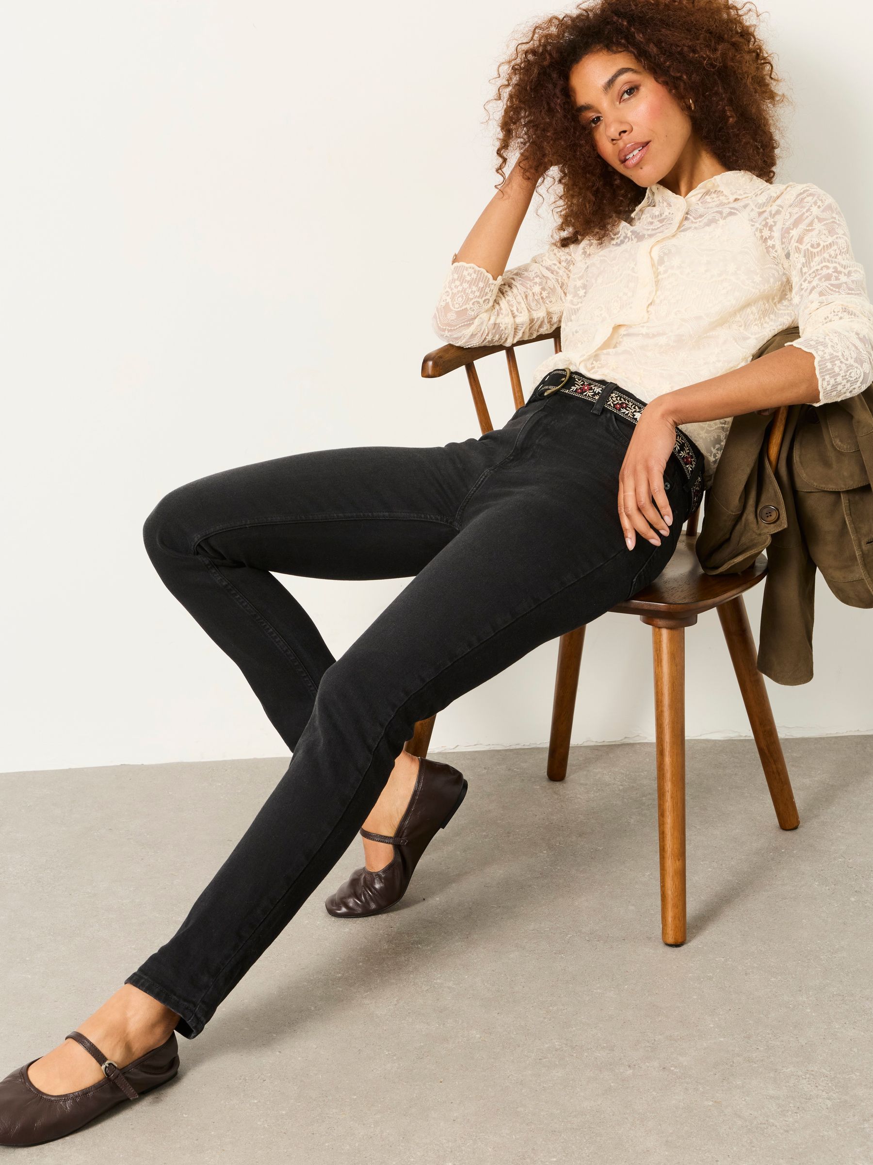 Chesham Black Petite Girlfriend Jeans - Image 5 of 7