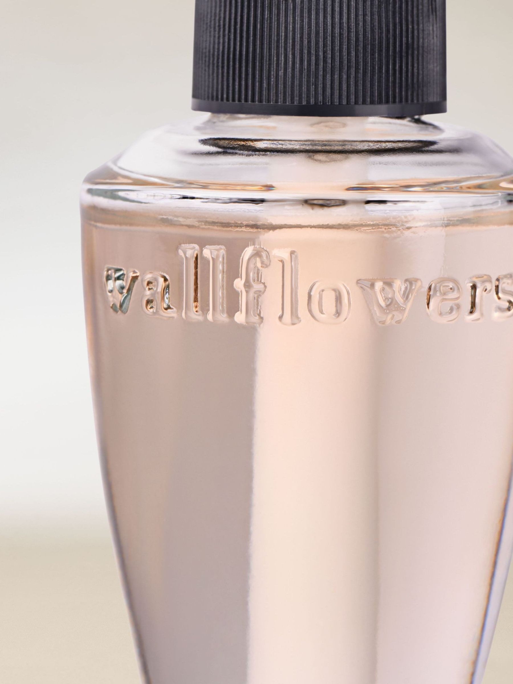 Lowkey Legend Wallflowers Fragrance Refill 24 ml - Image 2 of 3