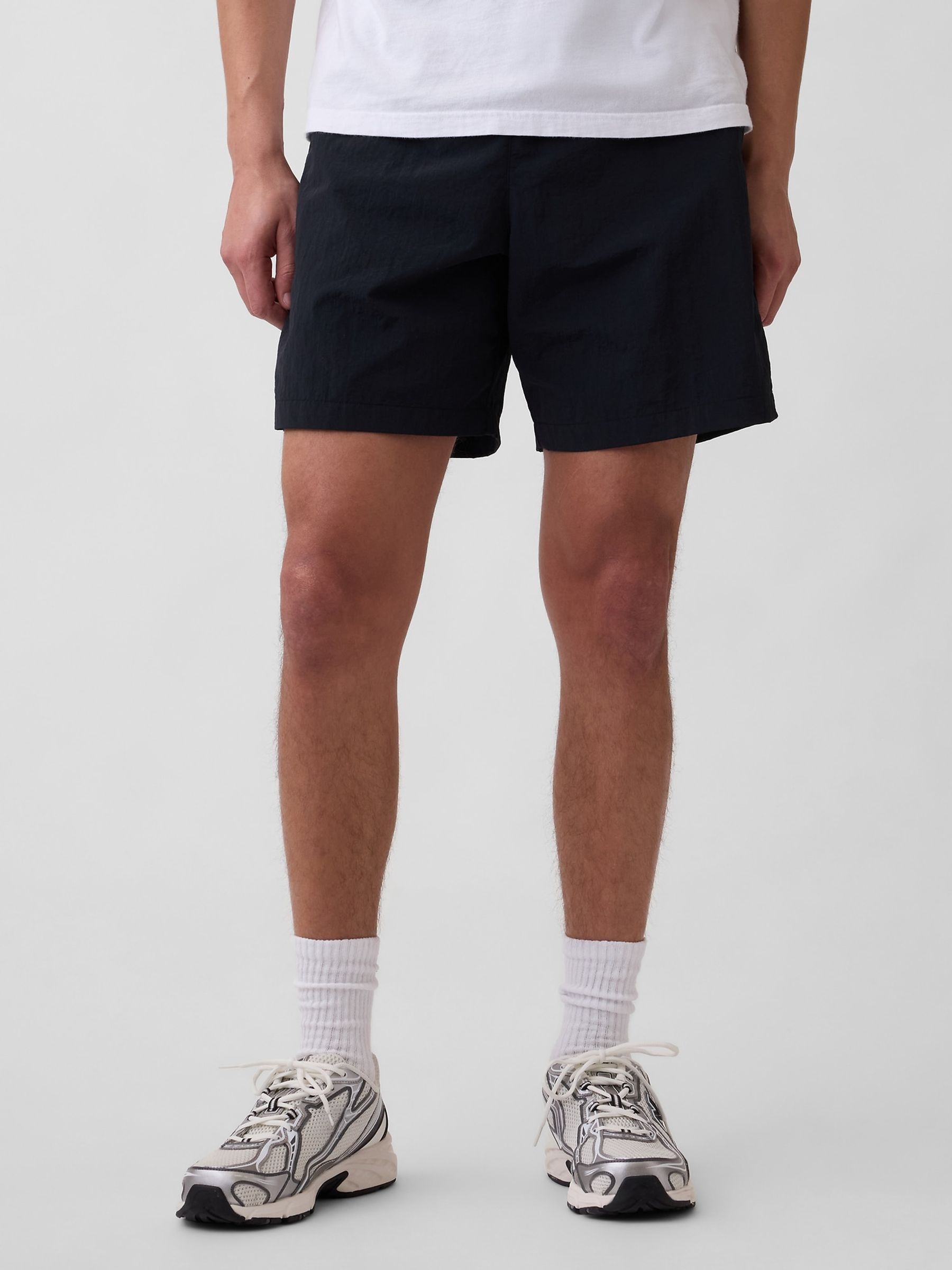 Black 7.5 inch Hybrid Shorts - Image 1 of 5