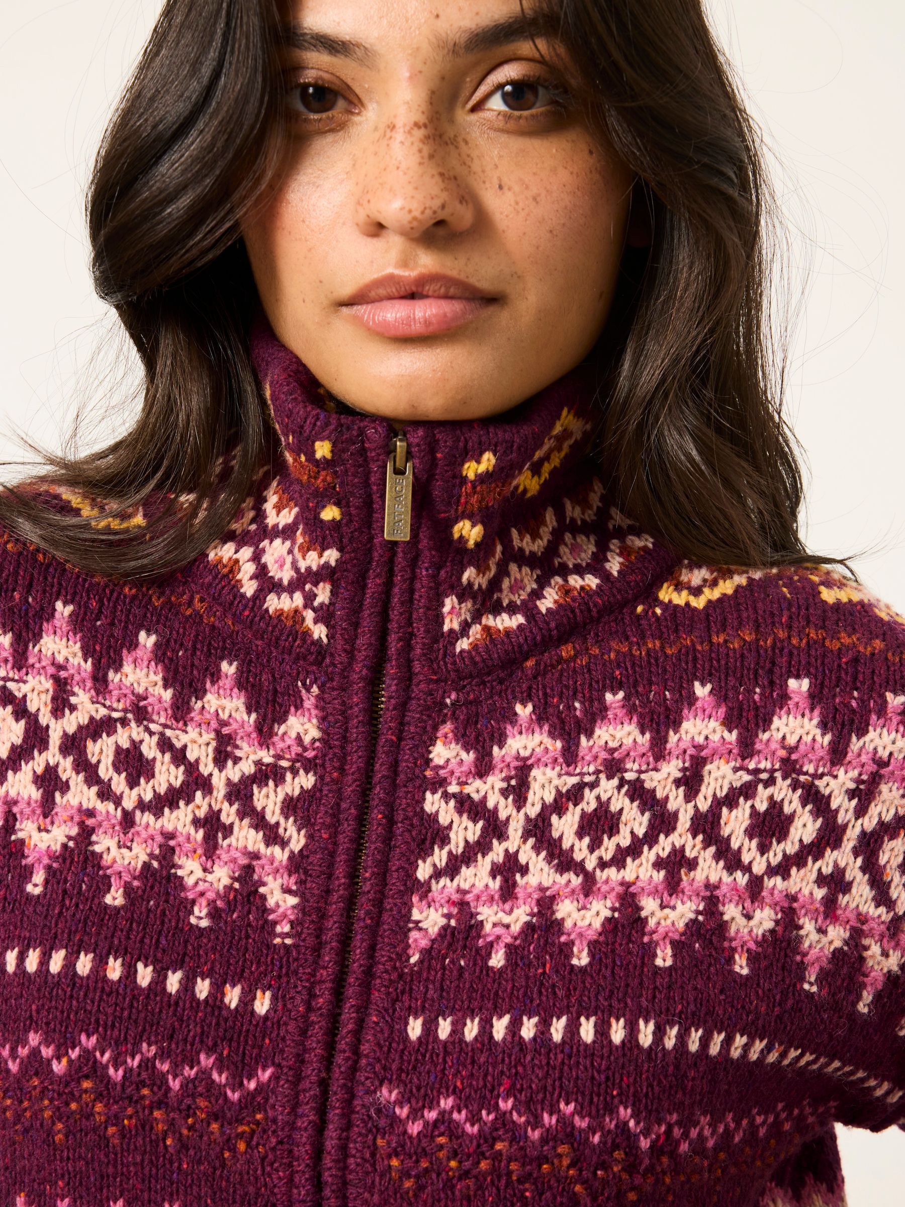 Burgundy Red Bonnie Knitted Pattern Zip Through Jacket - Image 4 of 7