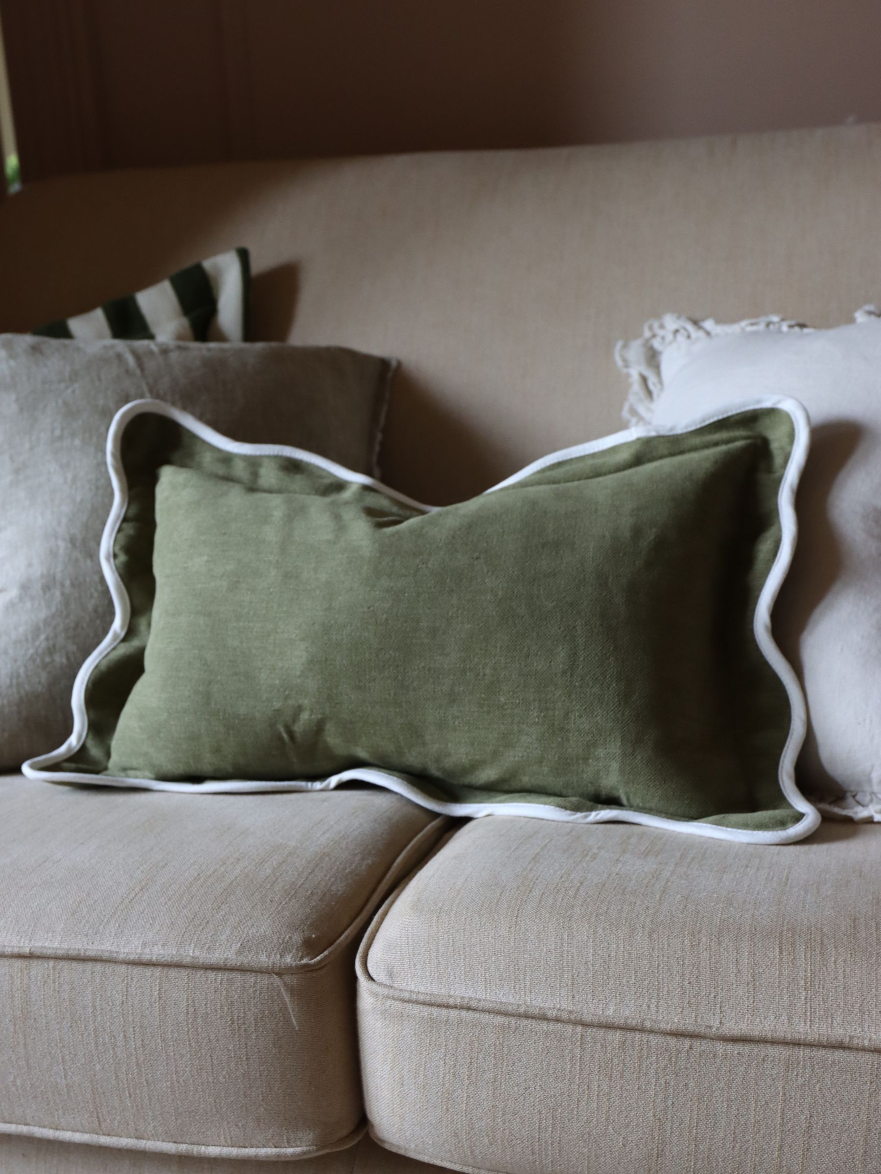 Ellenvale Interiors Olive Chloe Scalloped Edge 50 x 30cm Cushion Cover - Image 1 of 3