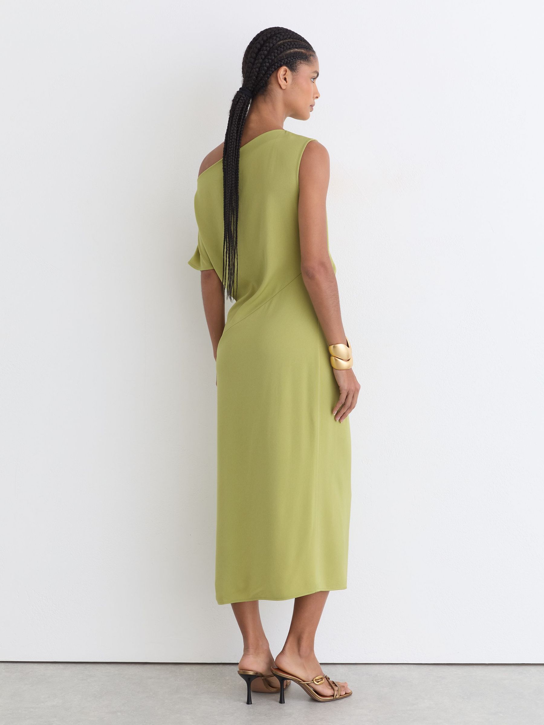 Off-Shoulder Tuck-Detail Midi Dress in Green - image 4