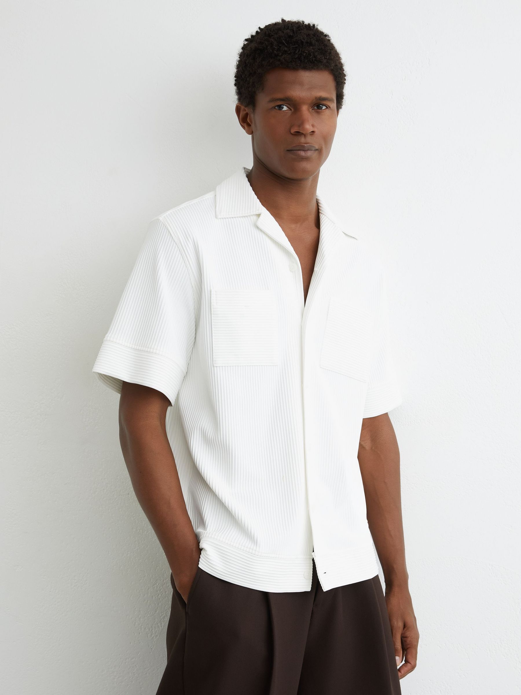 Ribbed Cuban-Collar Shirt in White - Image 5 of 6