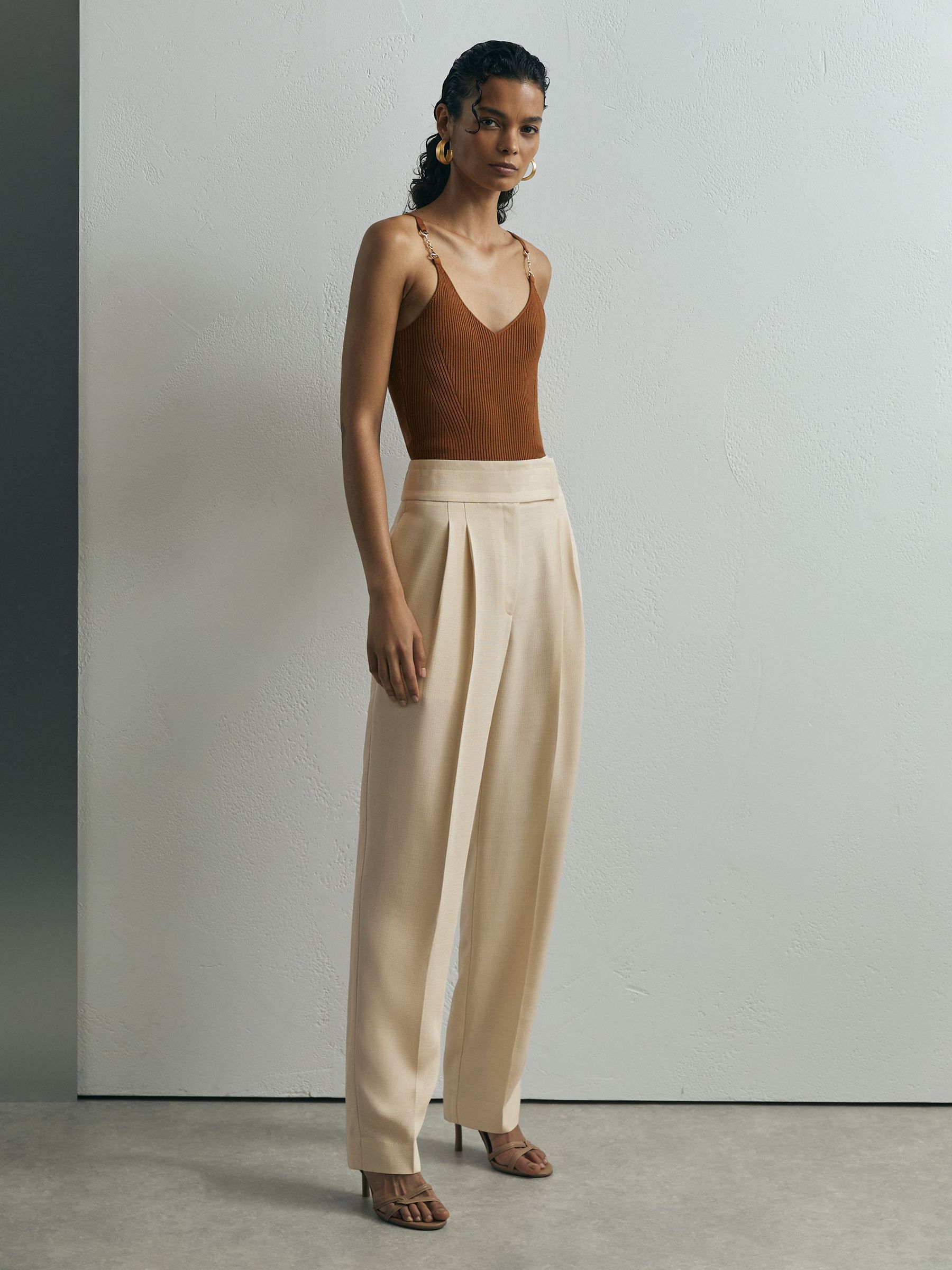 Atelier Cream Woven Tapered Pleated Trousers in Cream - Image 5 of 7