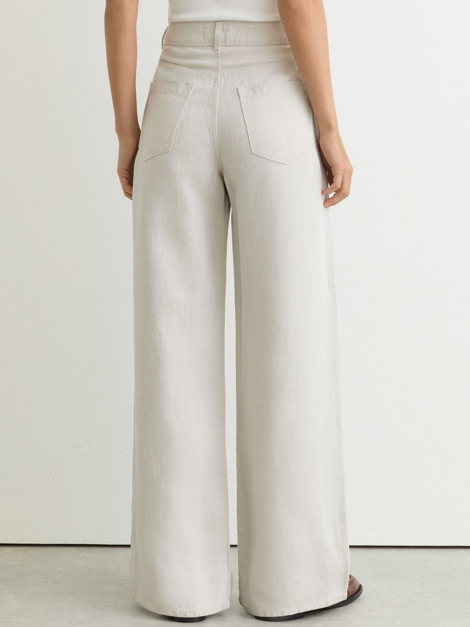 Lyocell-Linen Wide-Leg Trousers in Neutral - Image 4 of 6
