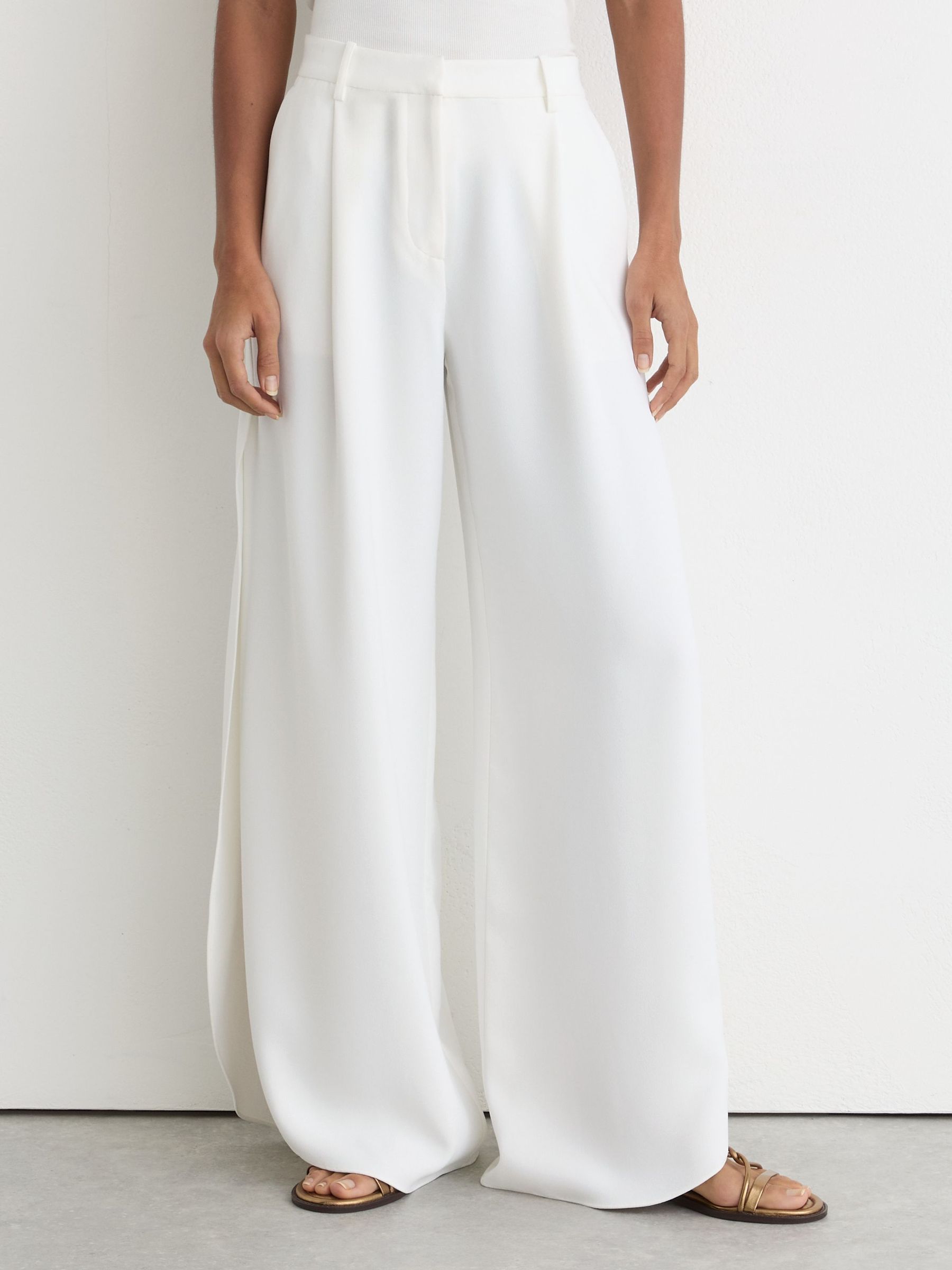 Side-Split Wide-Leg Trousers in White - Image 4 of 7