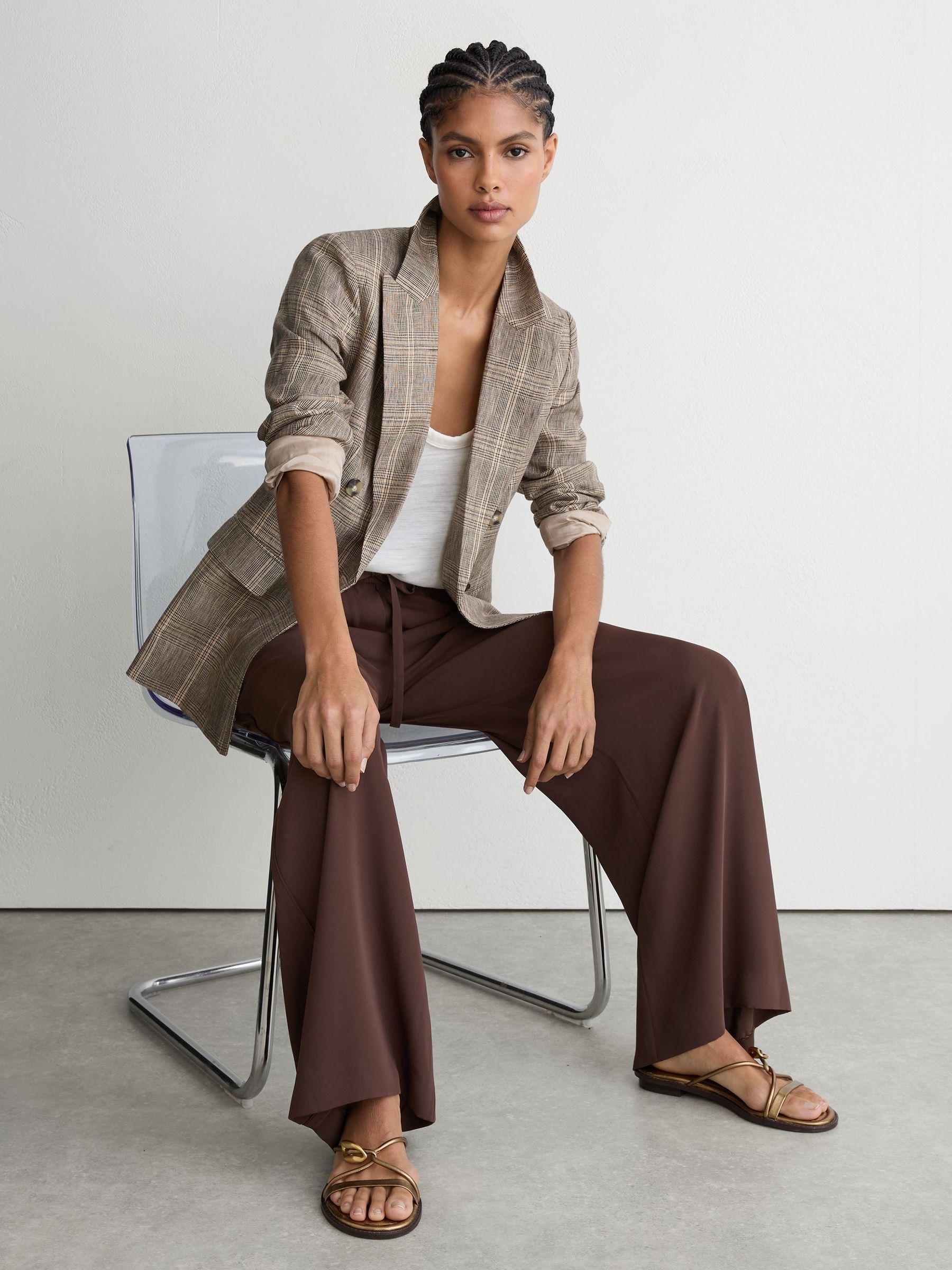 Drawstring Wide-Leg Trousers in Chocolate Brown - Image 5 of 8