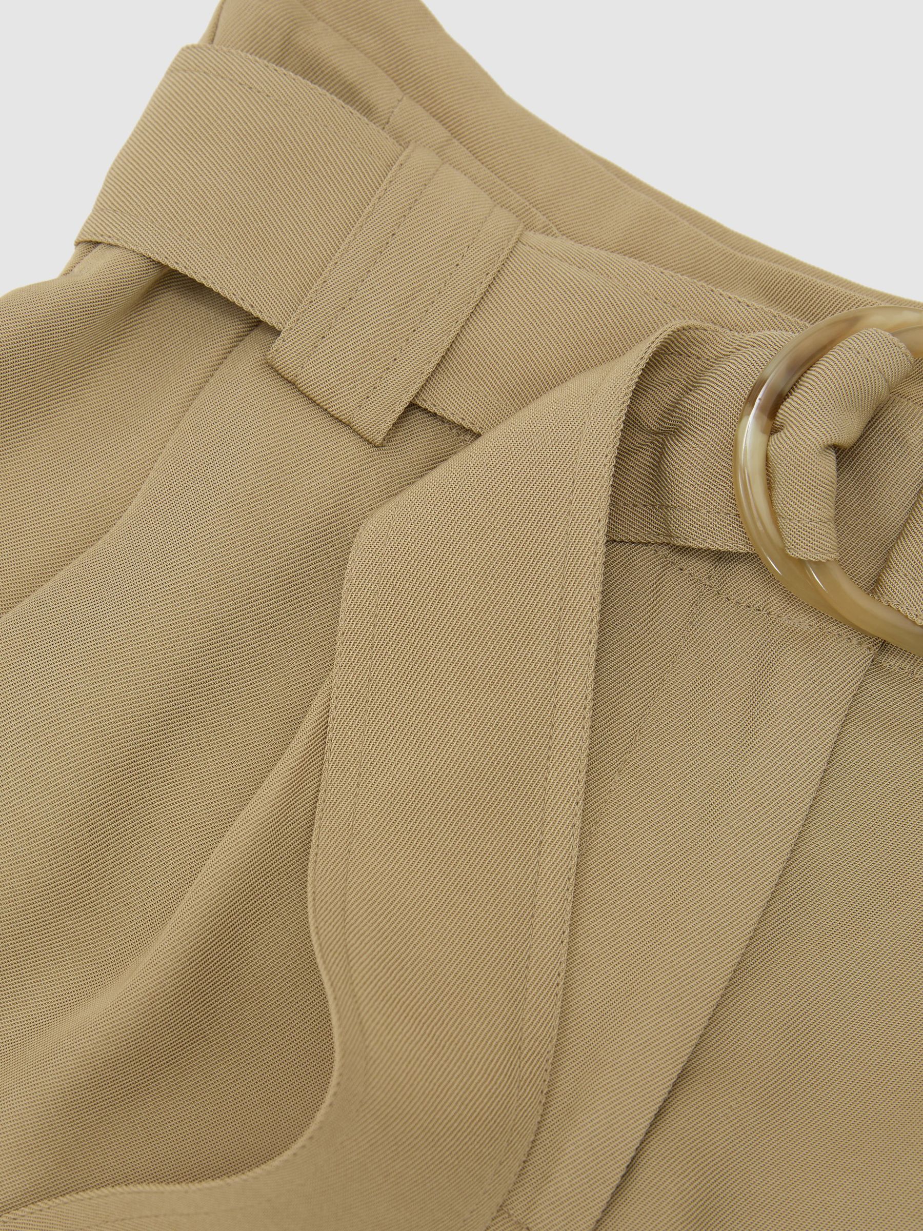 Twill Belted Relaxed Shorts in Neutral - Image 7 of 7