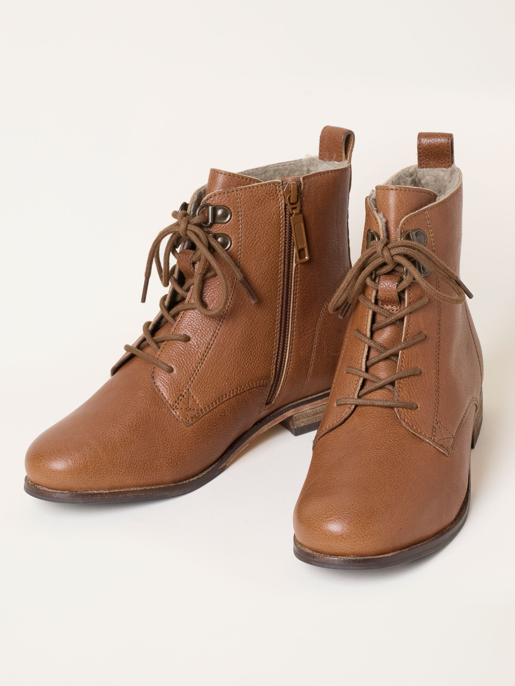 Camber Tan Brown Leather Ankle Boots - Image 2 of 3