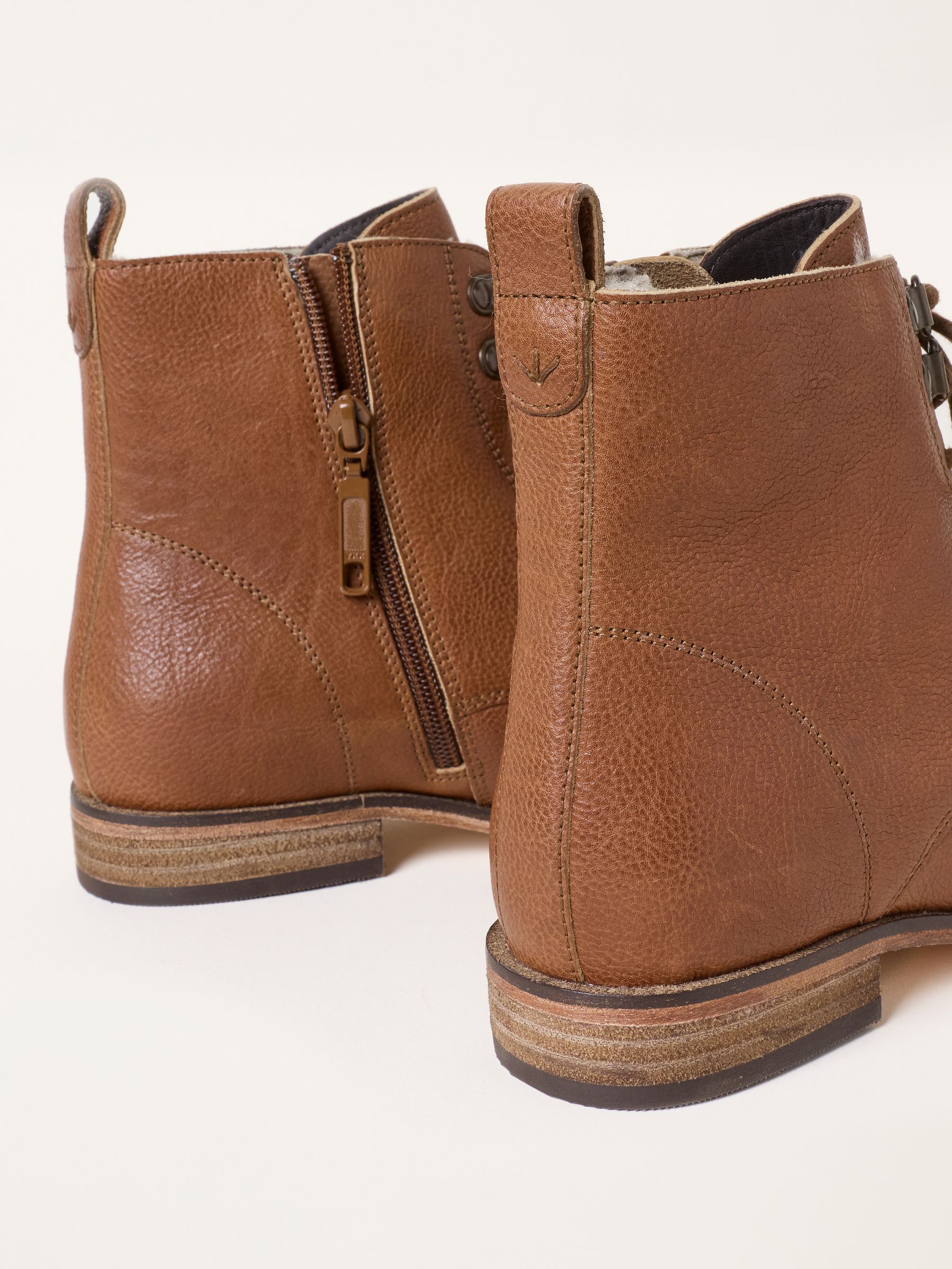 Camber Tan Brown Leather Ankle Boots - Image 3 of 3