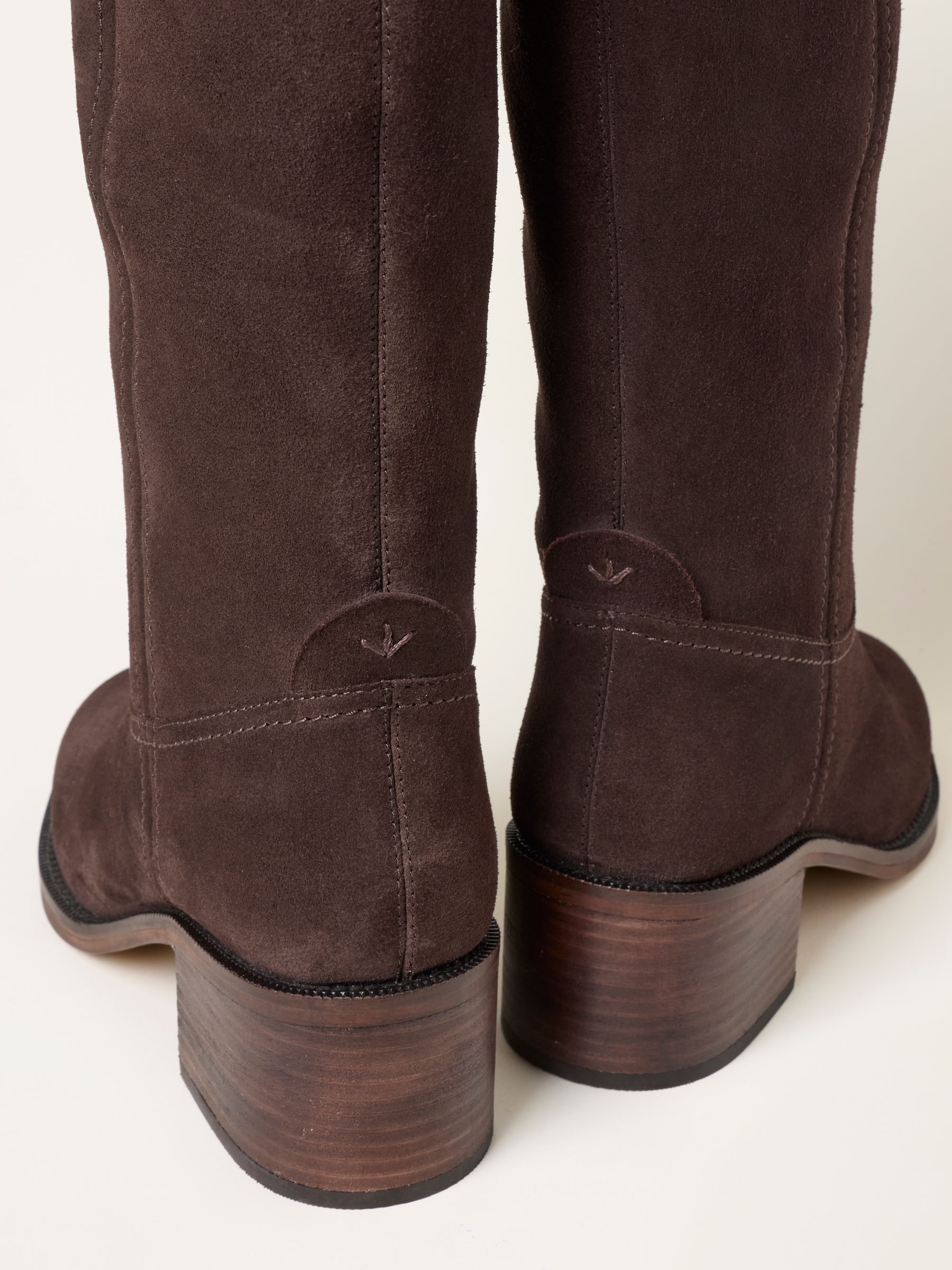 Wilton Chocolate Brown Leather Knee High Heeled Boot - Image 5 of 5 Wilton Chocolate Brown Leather Knee High Heeled Boot - Image 5 of 5