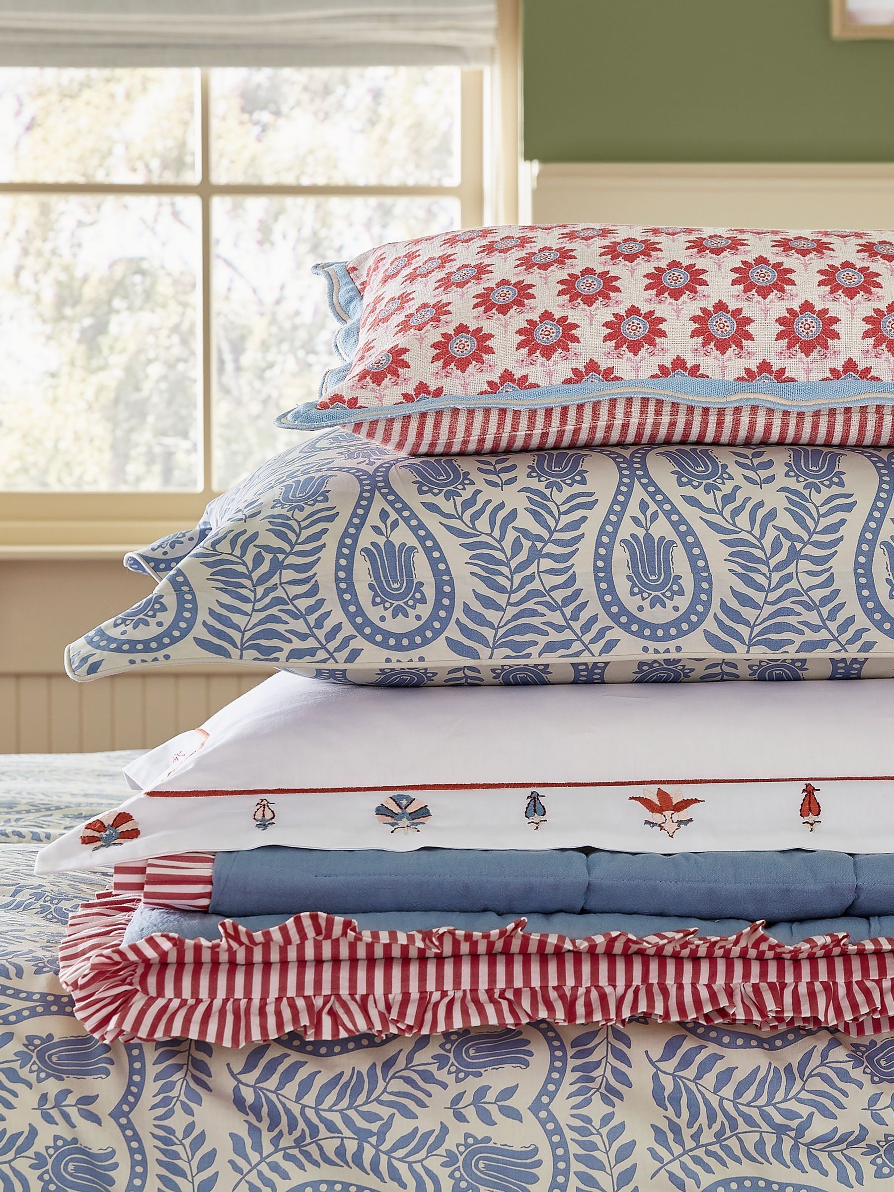 Blue Wandering Indienne 180 TC 100% Cotton Duvet Set - Image 4 of 5