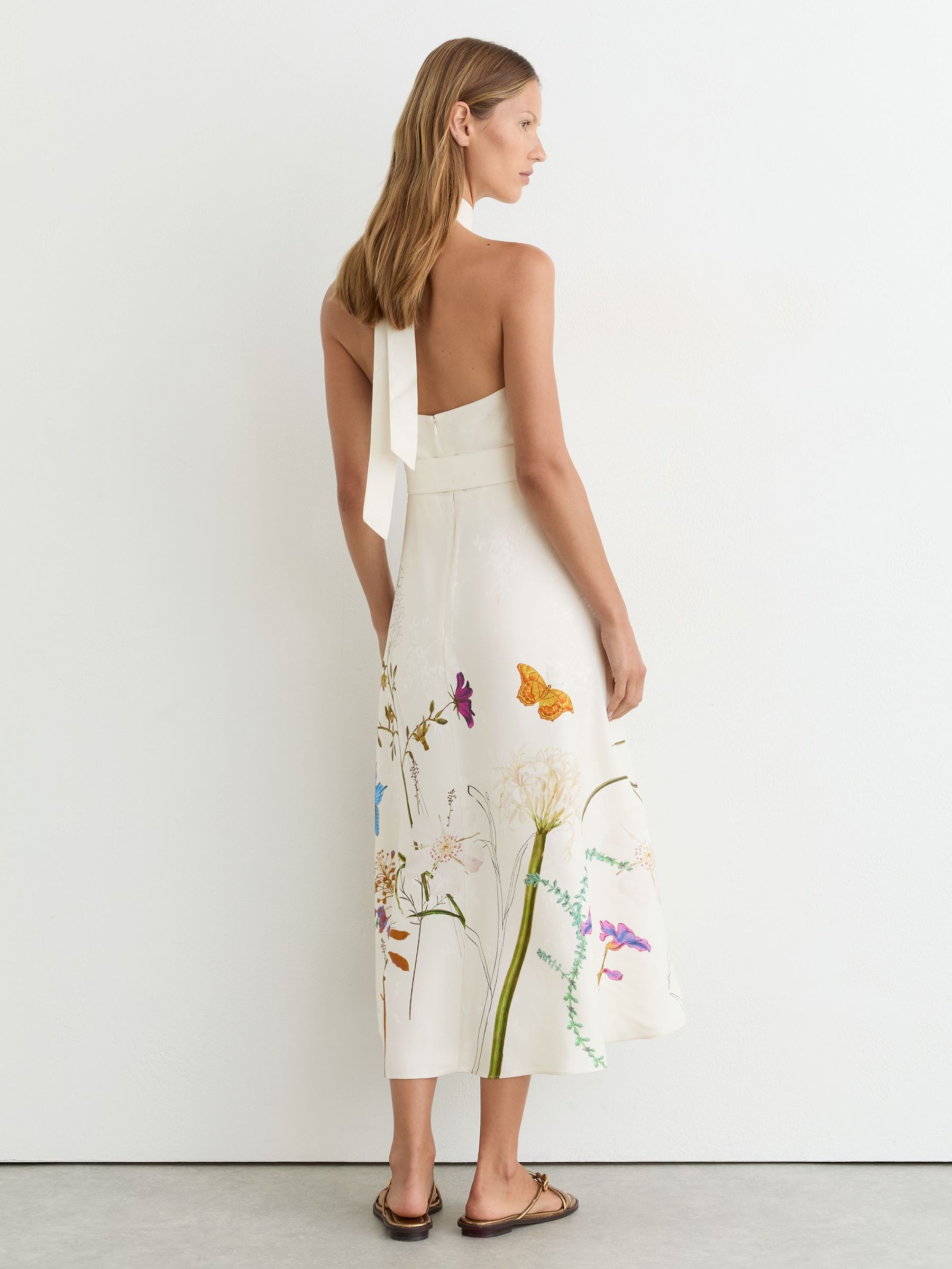 Reiss | NYBG Butterfly-Print Halterneck Midi Dress in Ivory - Bild 5 von 7