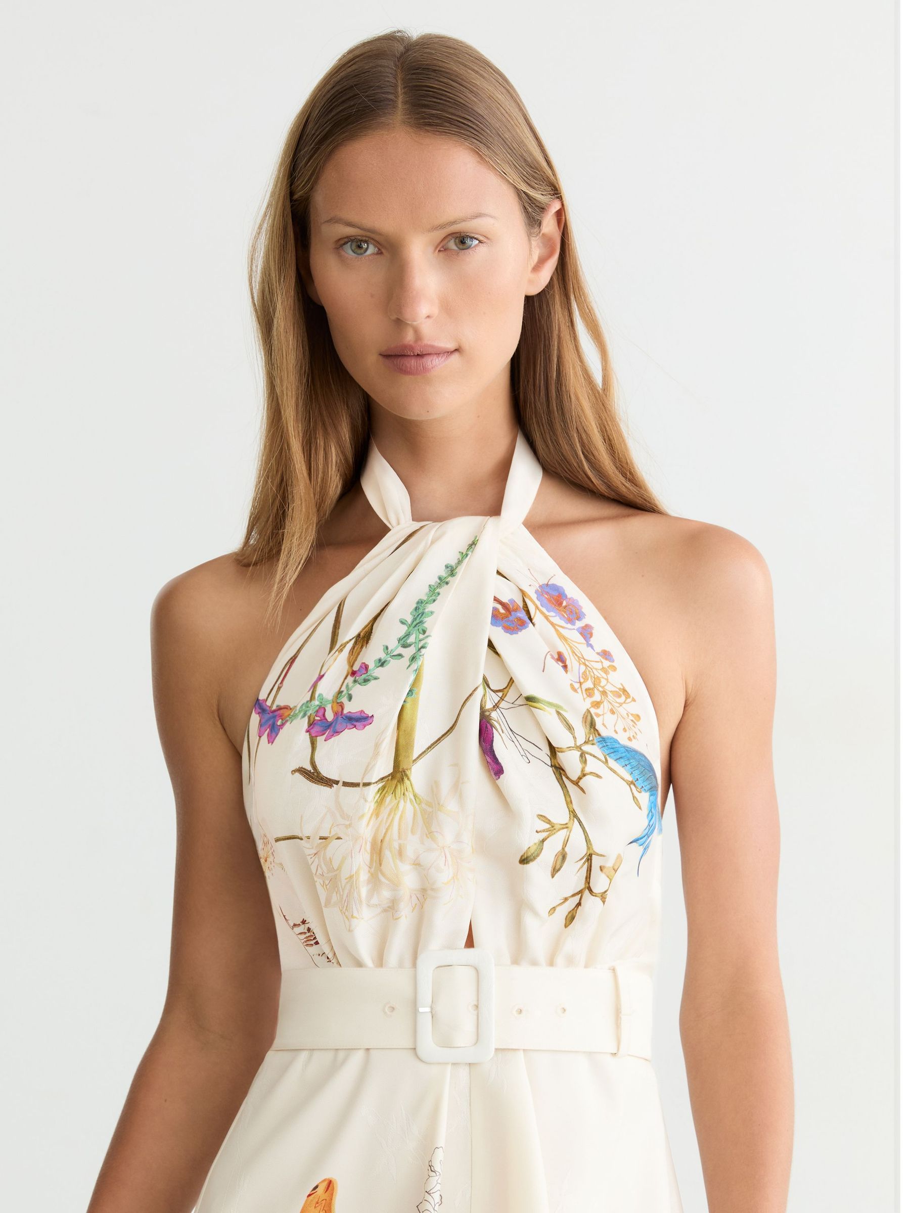 Reiss | NYBG Butterfly-Print Halterneck Midi Dress in Ivory - Bild 6 von 7